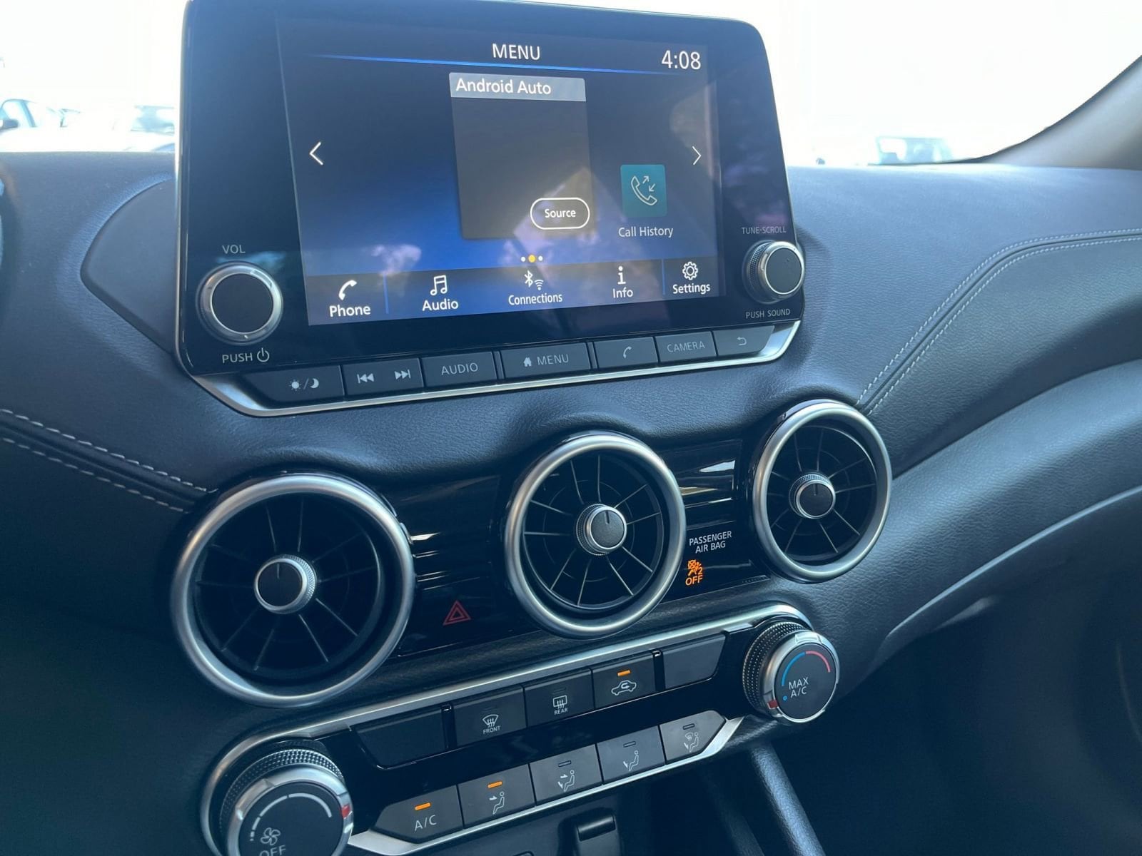 Thumbnail: 2024 Nissan Sentra - 21