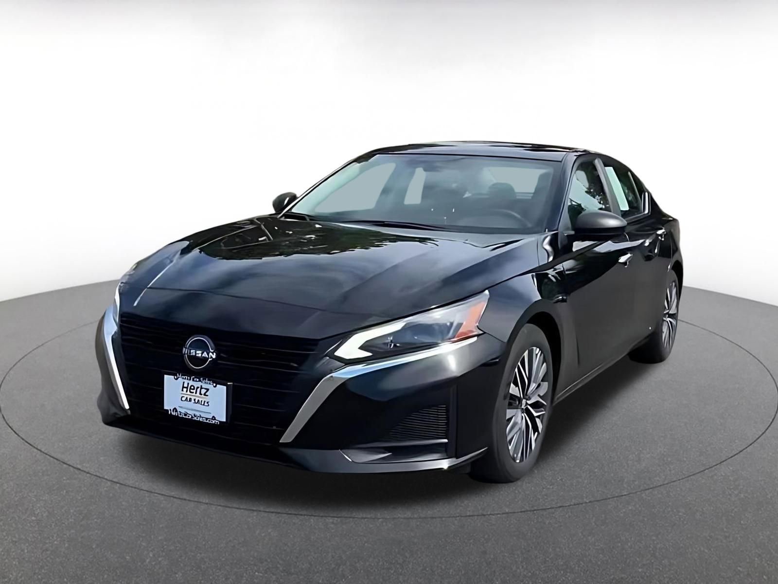 Thumbnail: 2025 Nissan Altima - 7