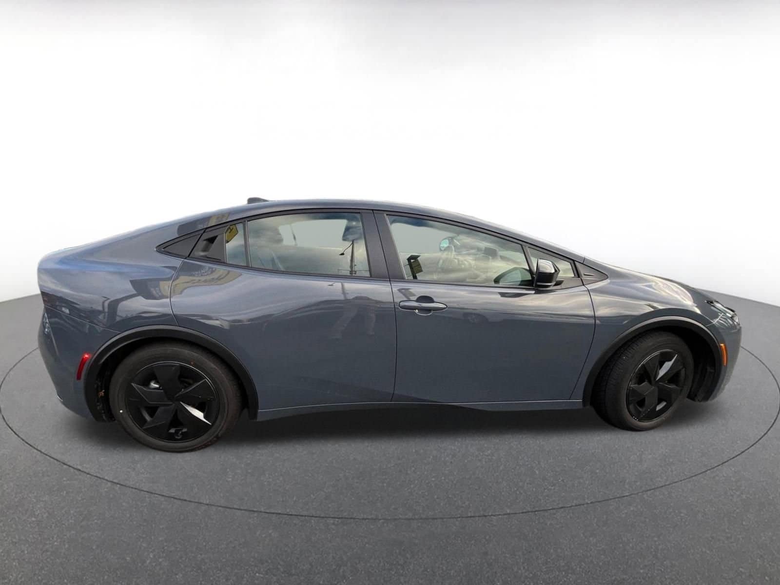 Thumbnail: 2025 Toyota Prius - 8