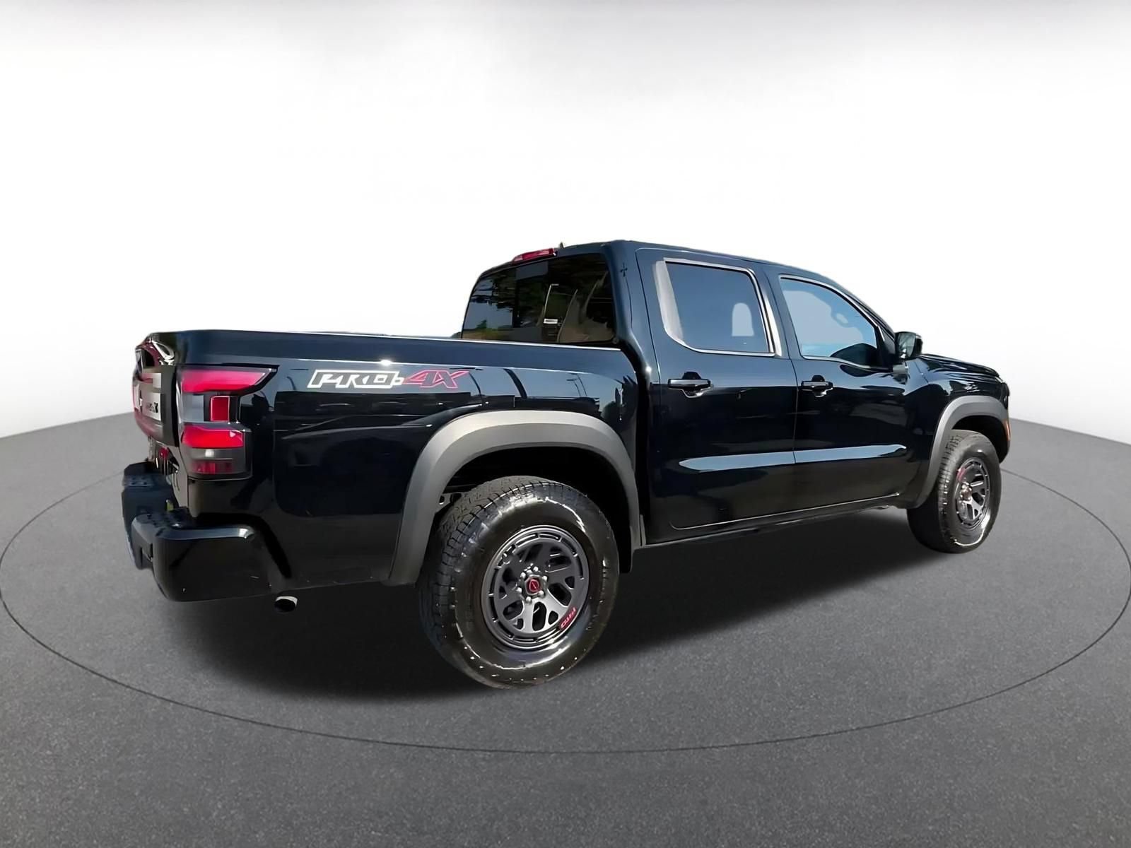 Thumbnail: 2026 Nissan Frontier - 14