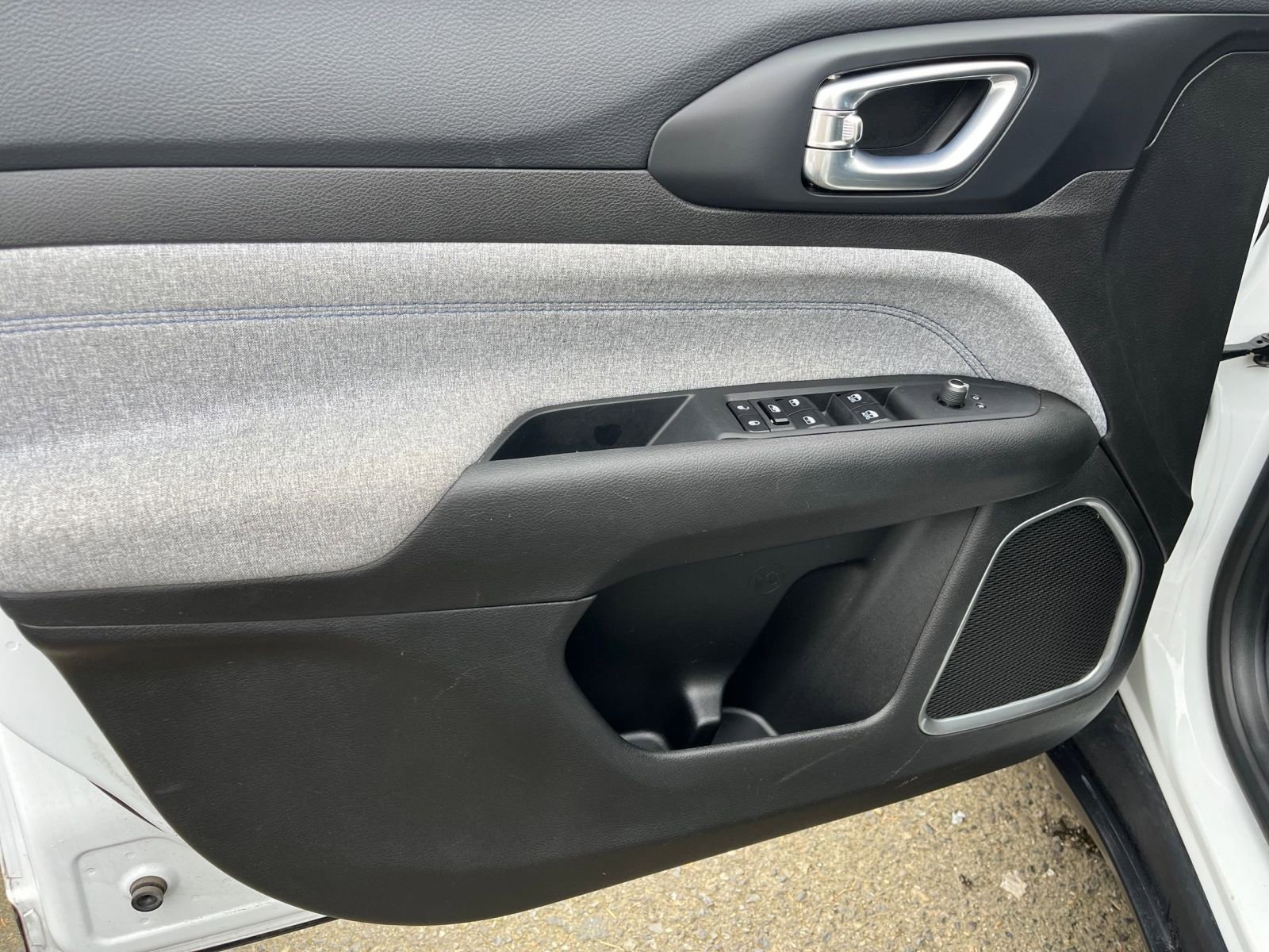 Thumbnail: 2025 Jeep Compass - 18