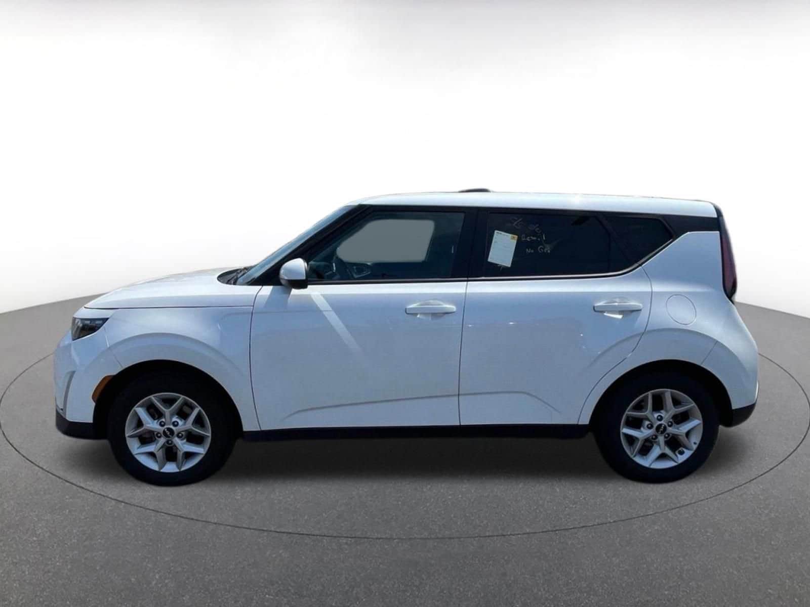 Thumbnail: 2025 Kia Soul - 4