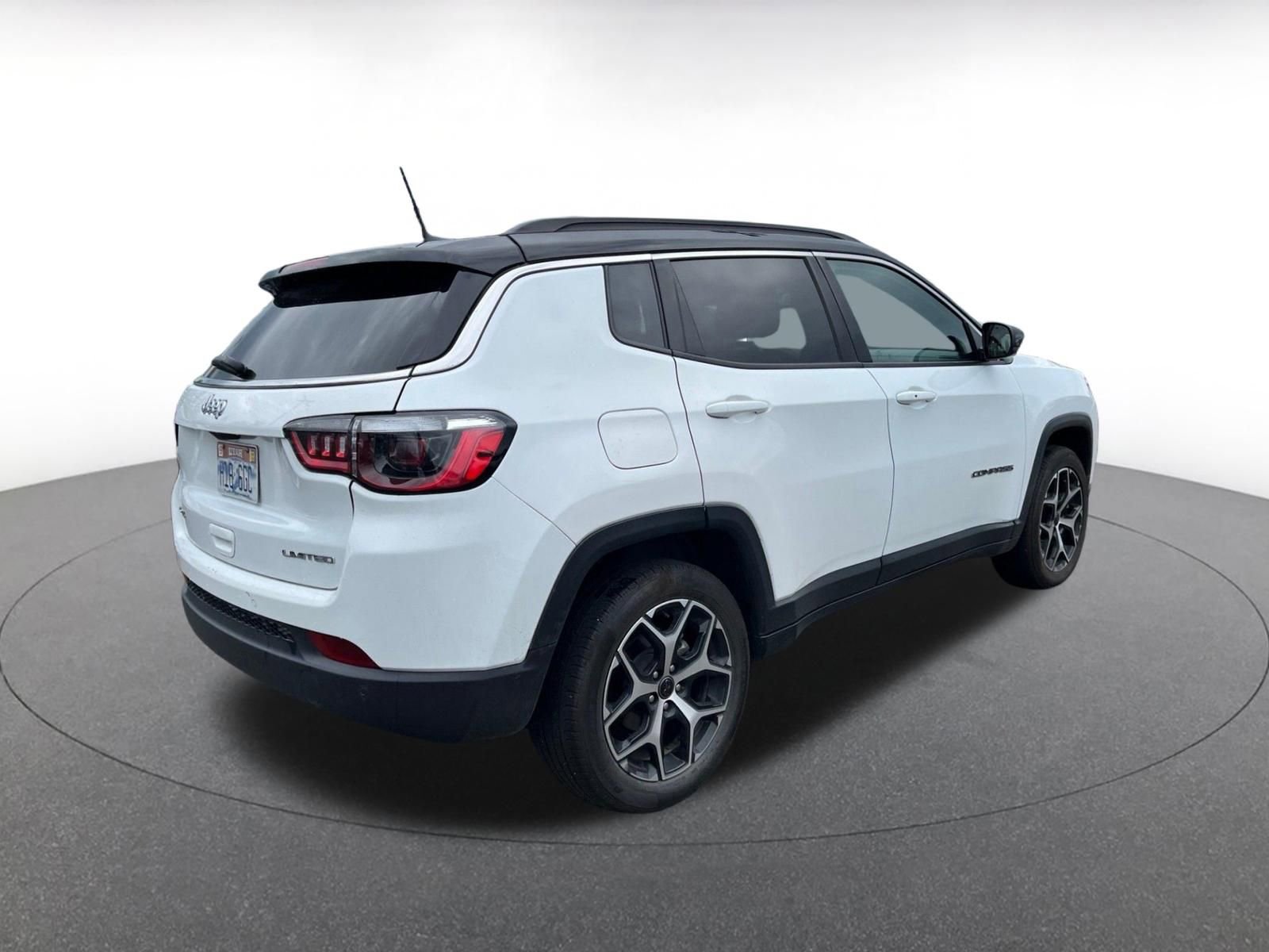 Thumbnail: 2025 Jeep Compass - 14