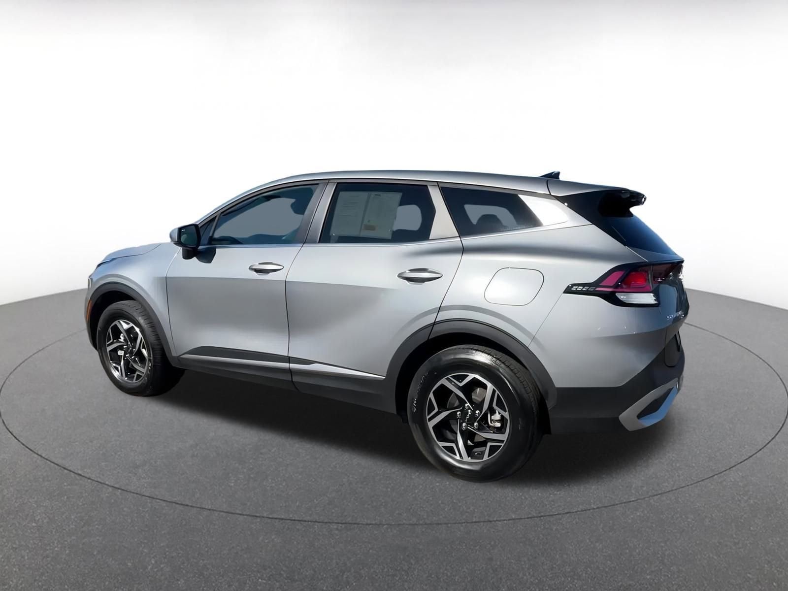 Thumbnail: 2024 Kia Sportage - 10