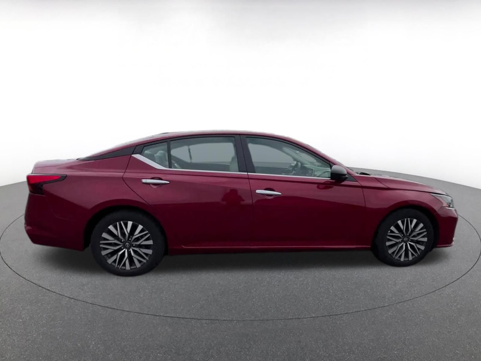 Thumbnail: 2025 Nissan Altima - 13
