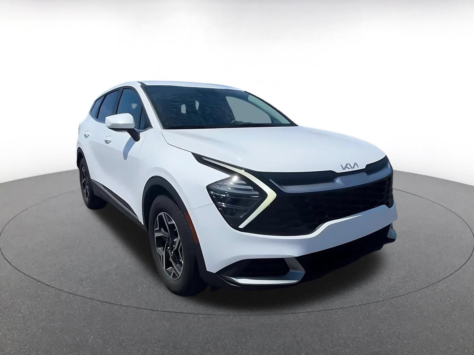 Thumbnail: 2025 Kia Sportage - 3