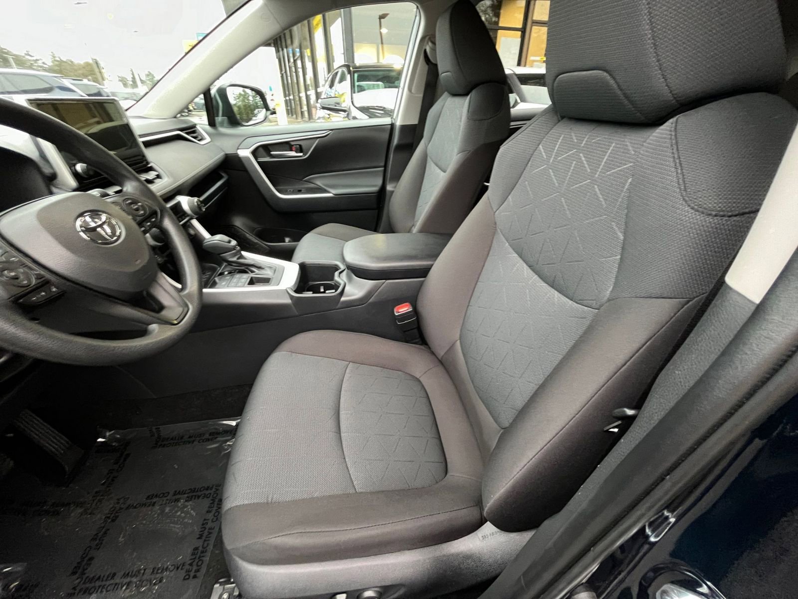 Thumbnail: 2025 Toyota RAV4 - 28