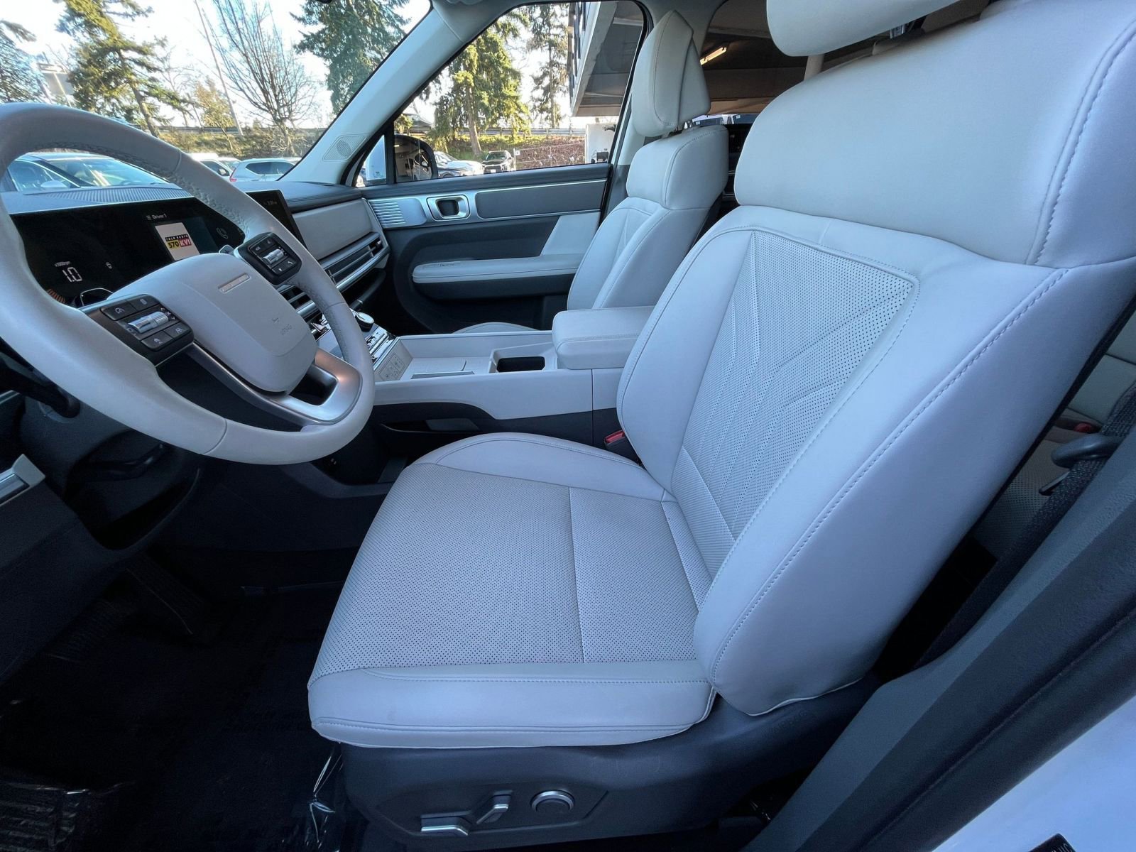 Thumbnail: 2025 Hyundai Santa Fe - 29