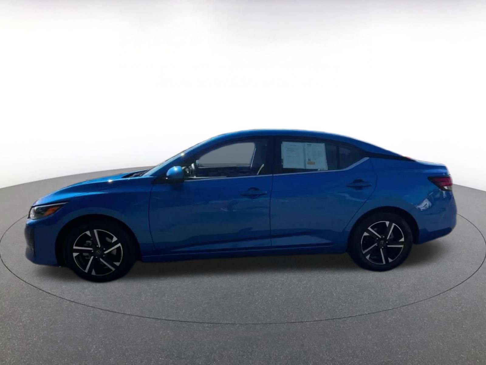 Thumbnail: 2025 Nissan Sentra - 9