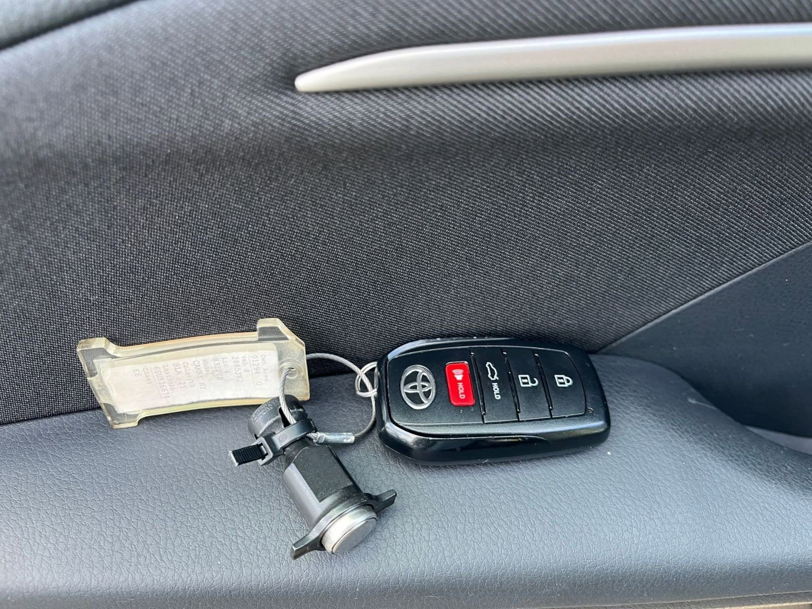 Thumbnail: 2025 Toyota Camry - 22