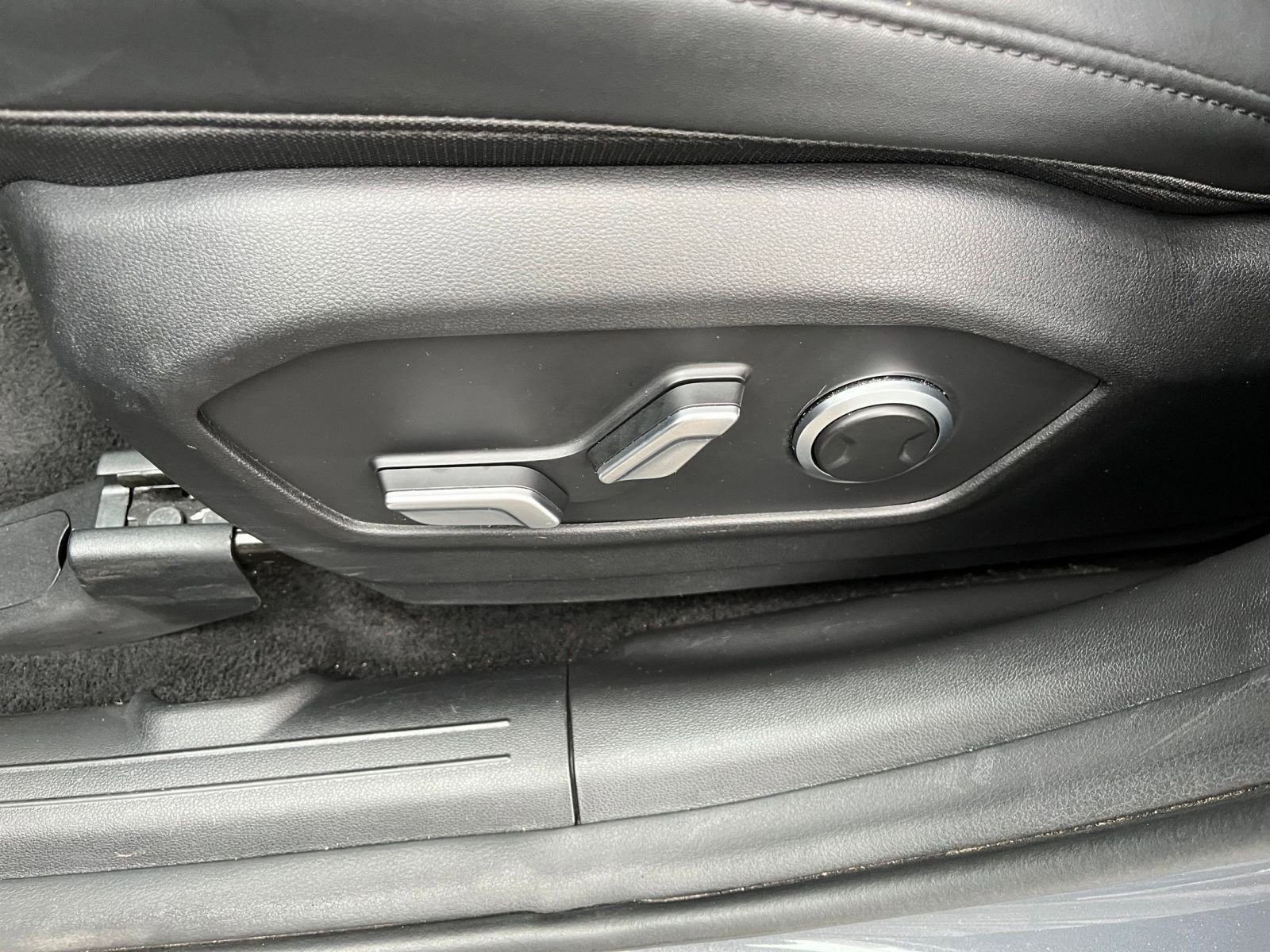 Thumbnail: 2025 Hyundai Santa Fe - 22