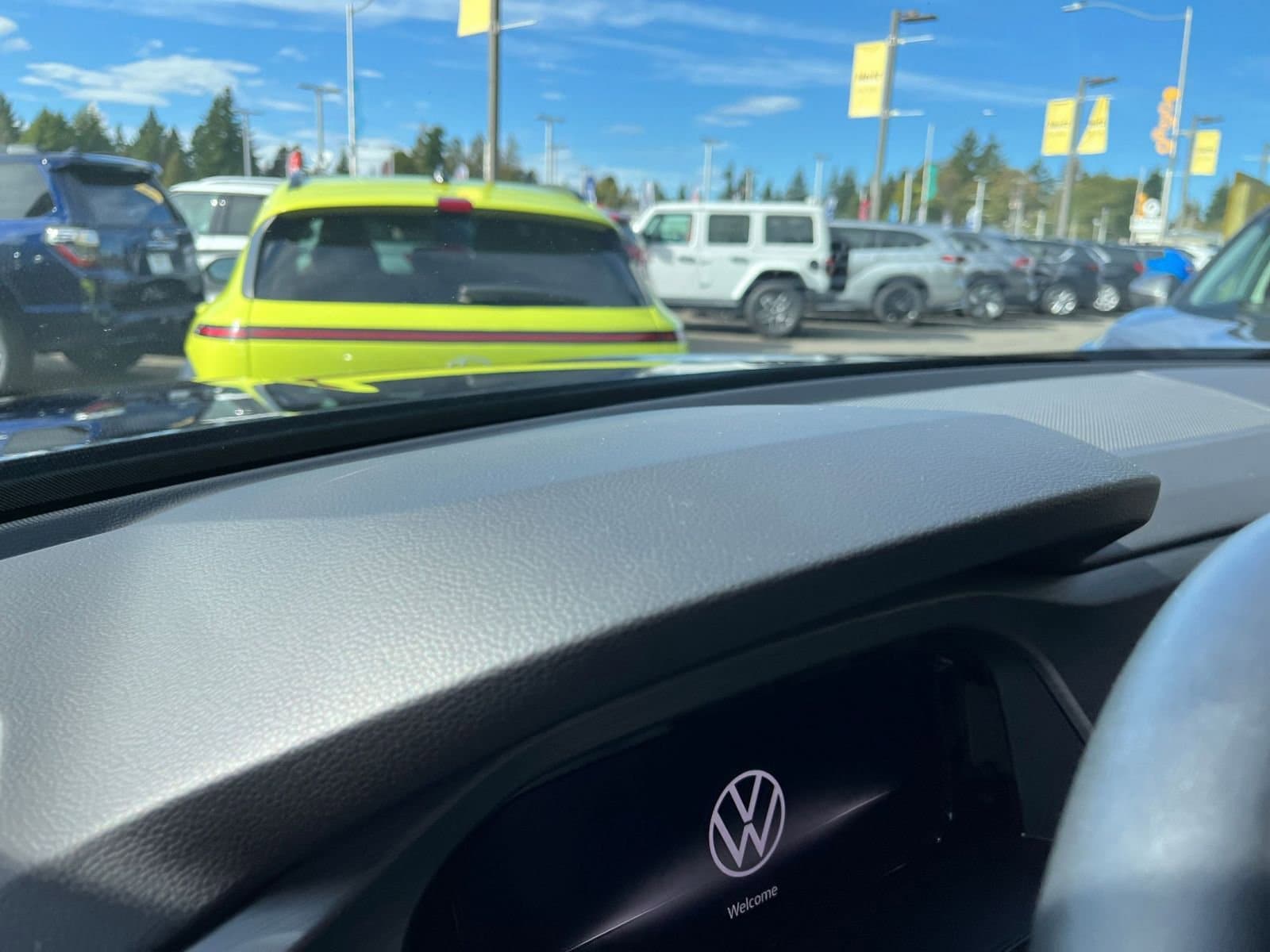 Thumbnail: 2025 Volkswagen Atlas - 34