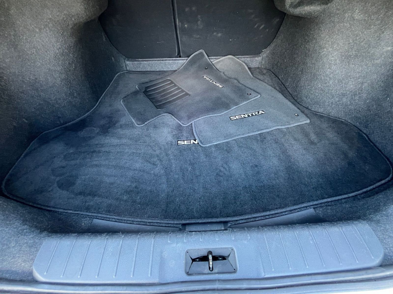 Thumbnail: 2024 Nissan Sentra - 31