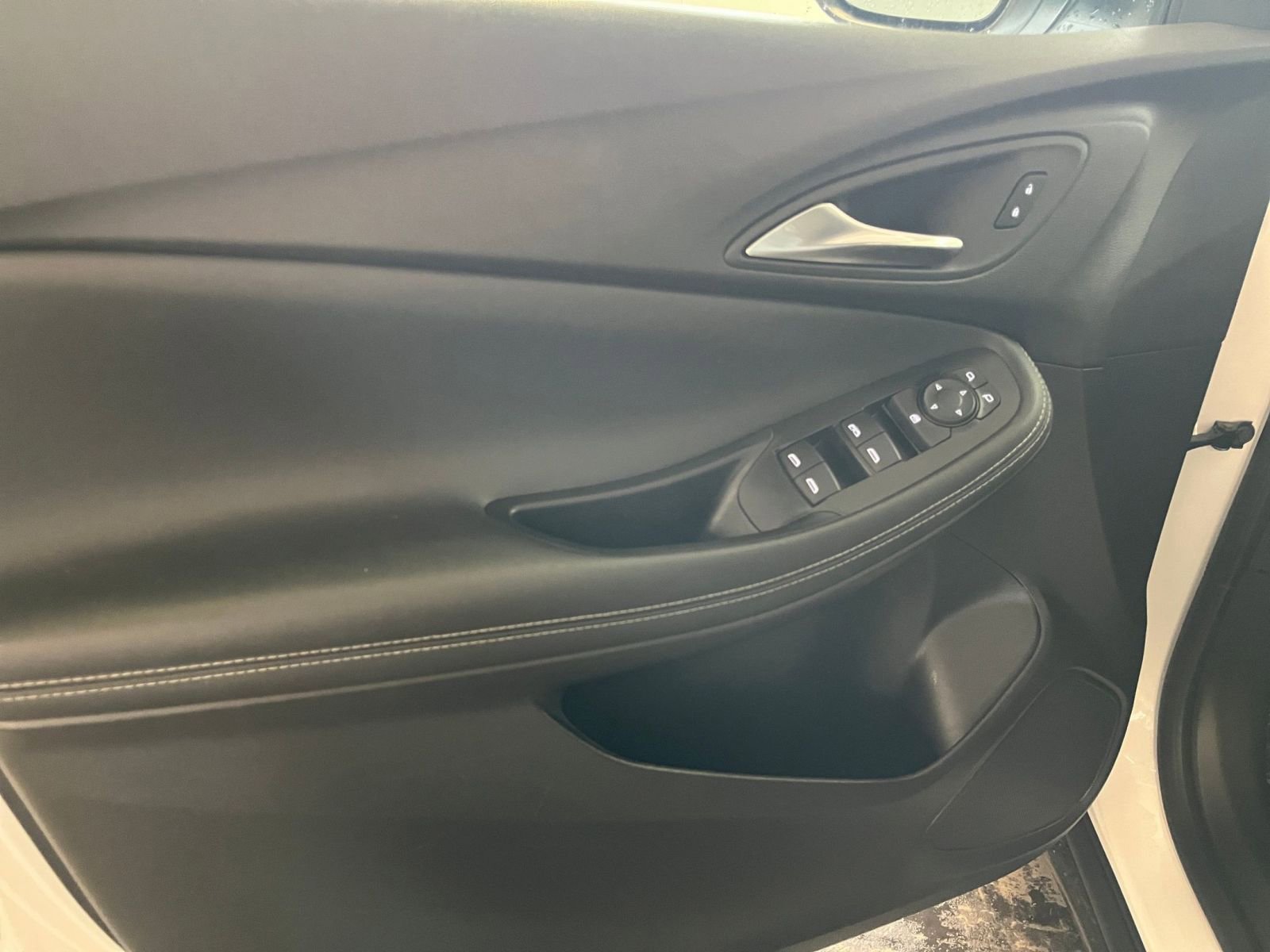 Thumbnail: 2025 Buick Encore GX - 18