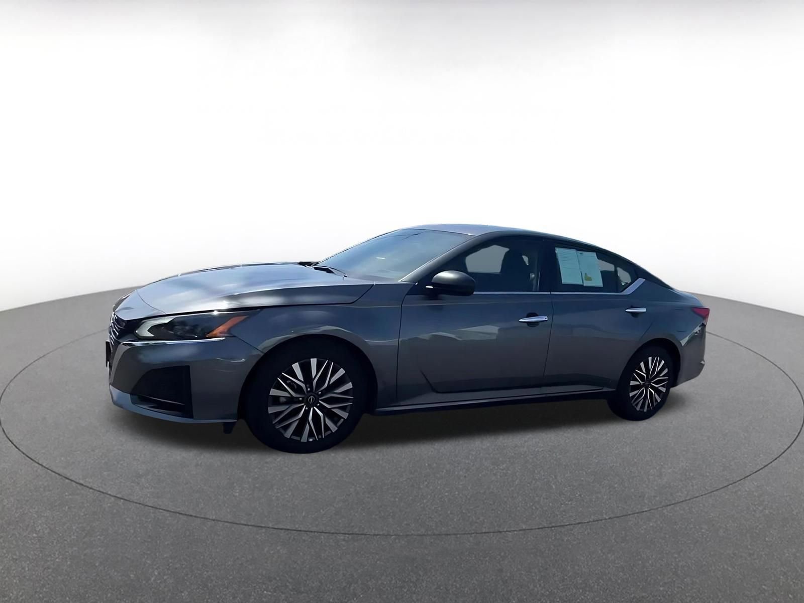 Thumbnail: 2025 Nissan Altima - 8