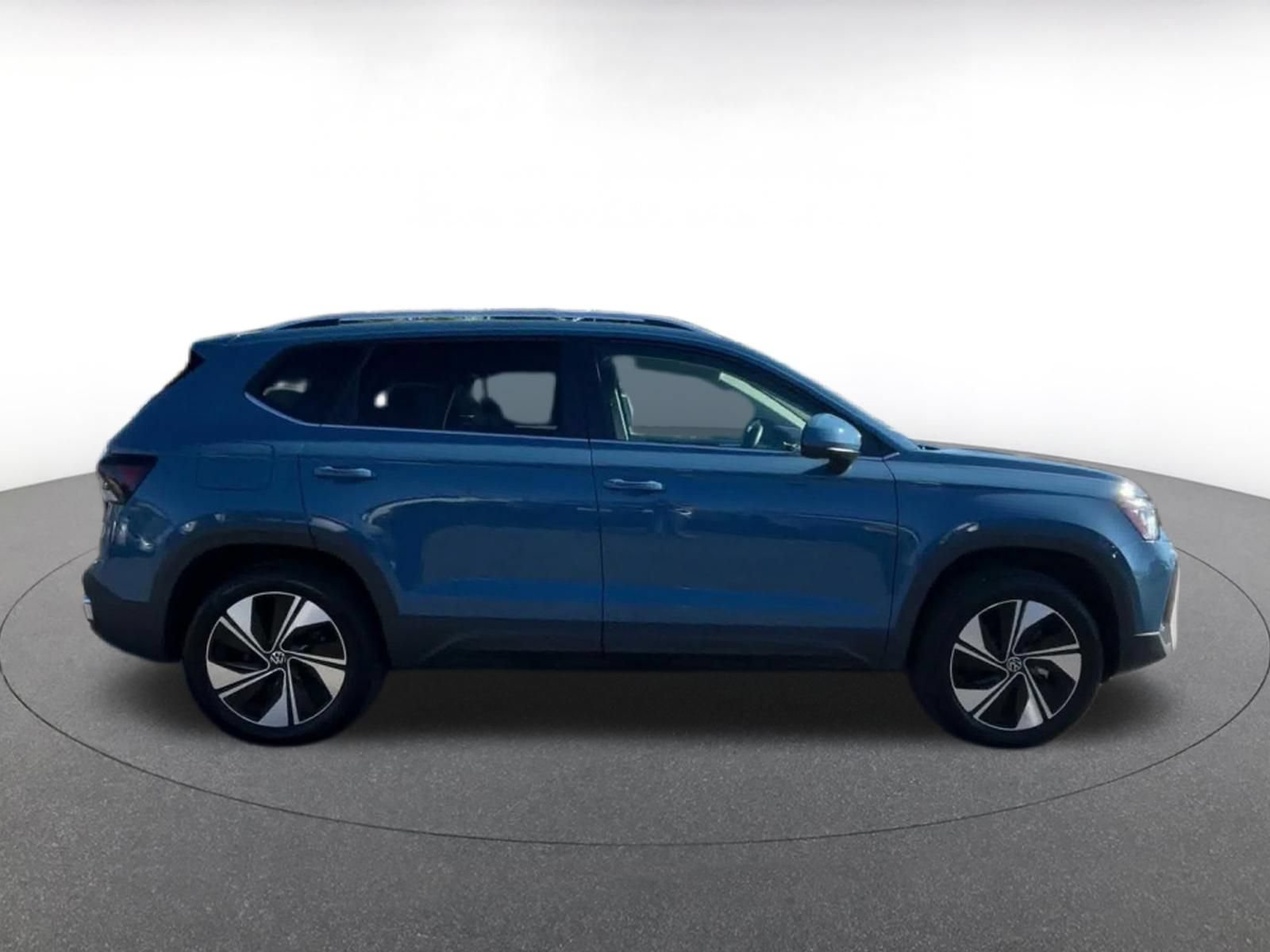 Thumbnail: 2026 Volkswagen Taos - 15