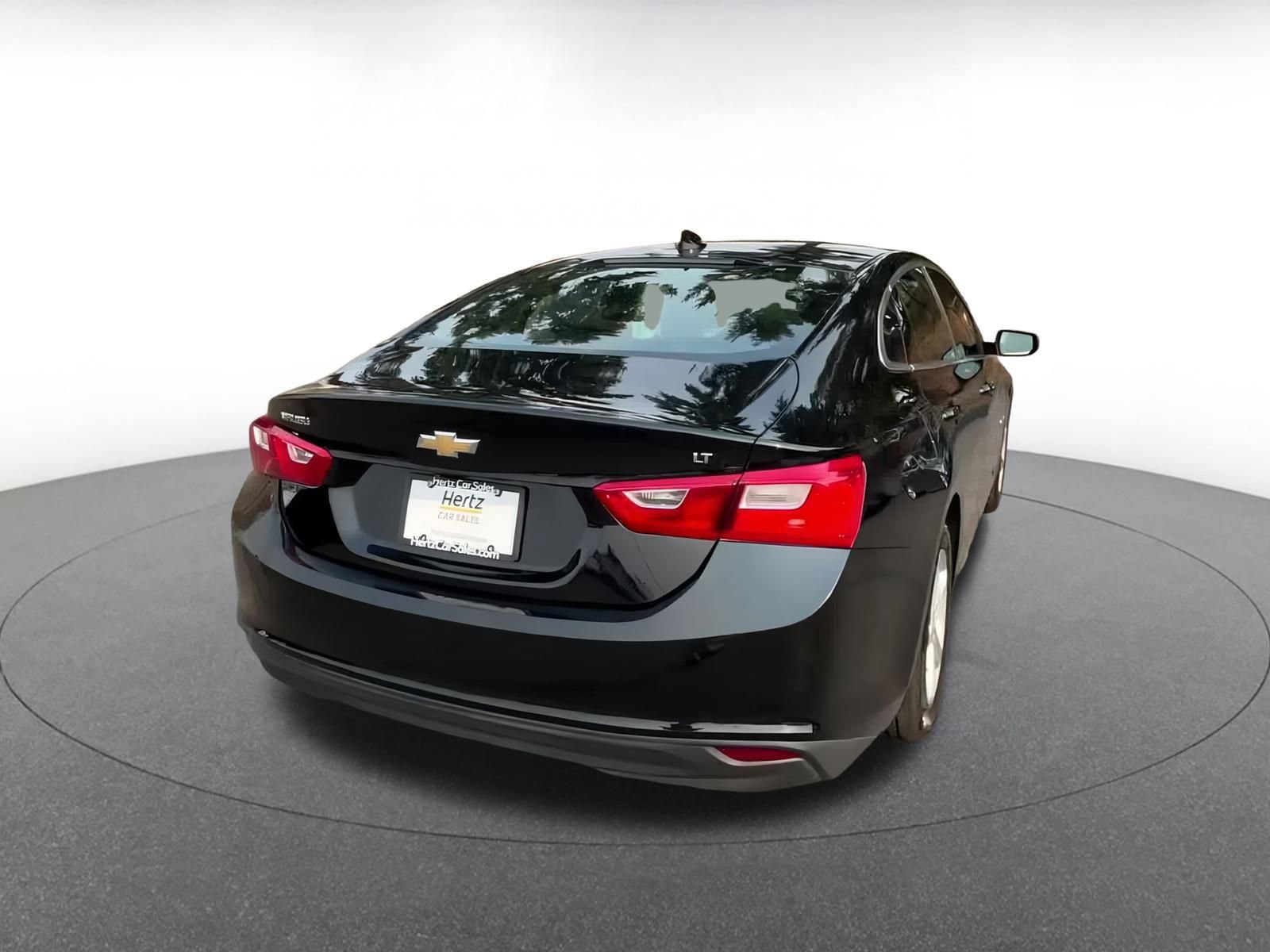 Thumbnail: 2023 Chevrolet Malibu - 15