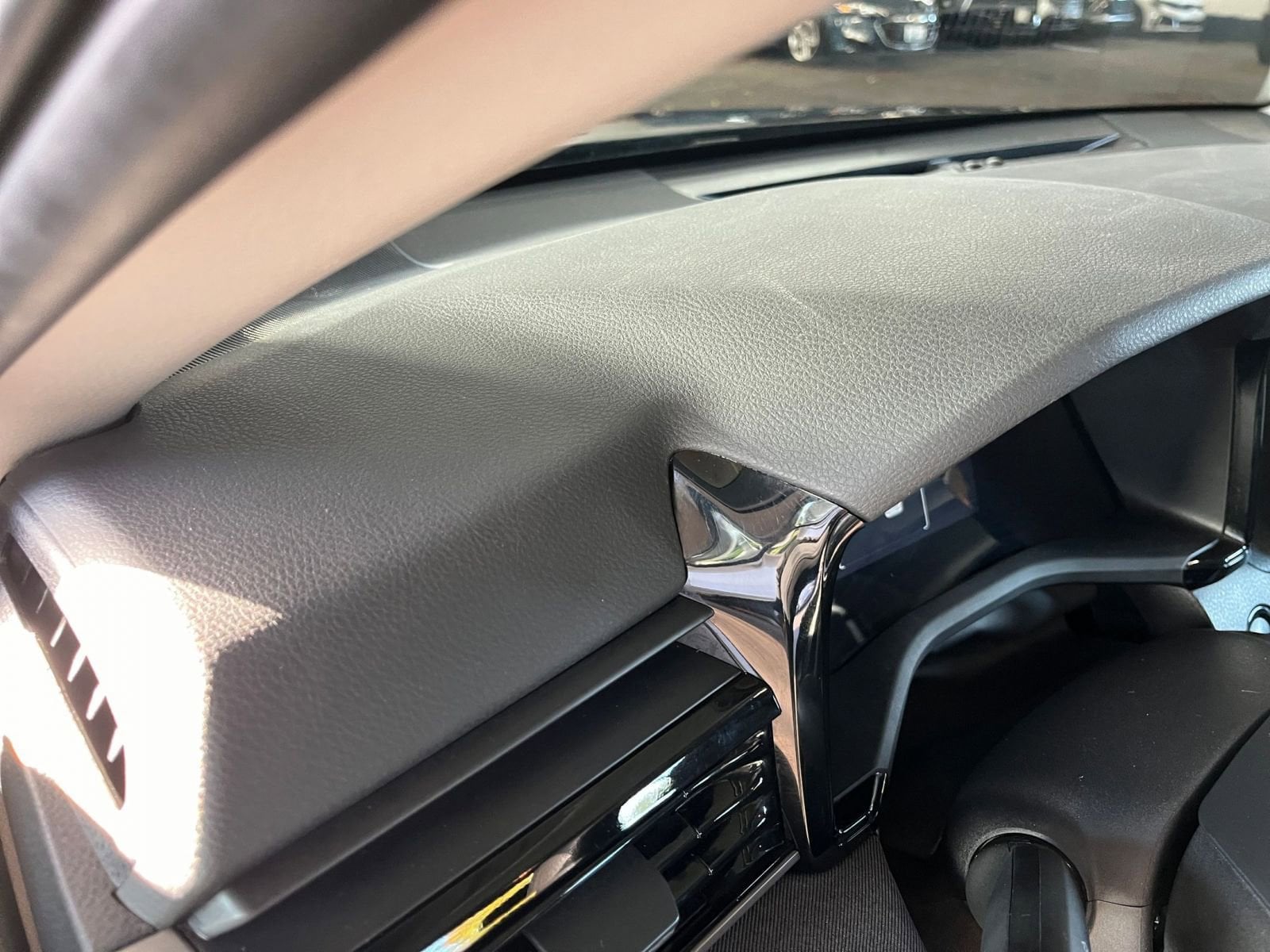 Thumbnail: 2025 Toyota Camry - 34