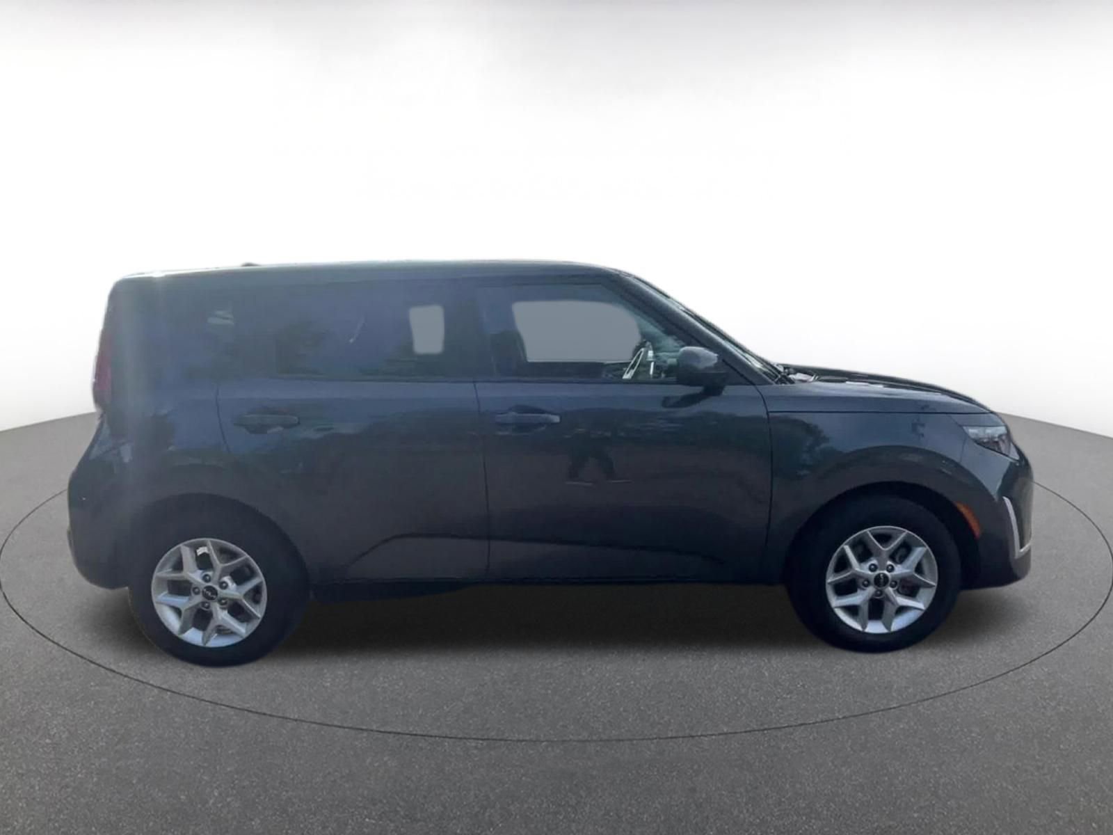 Thumbnail: 2025 Kia Soul - 16