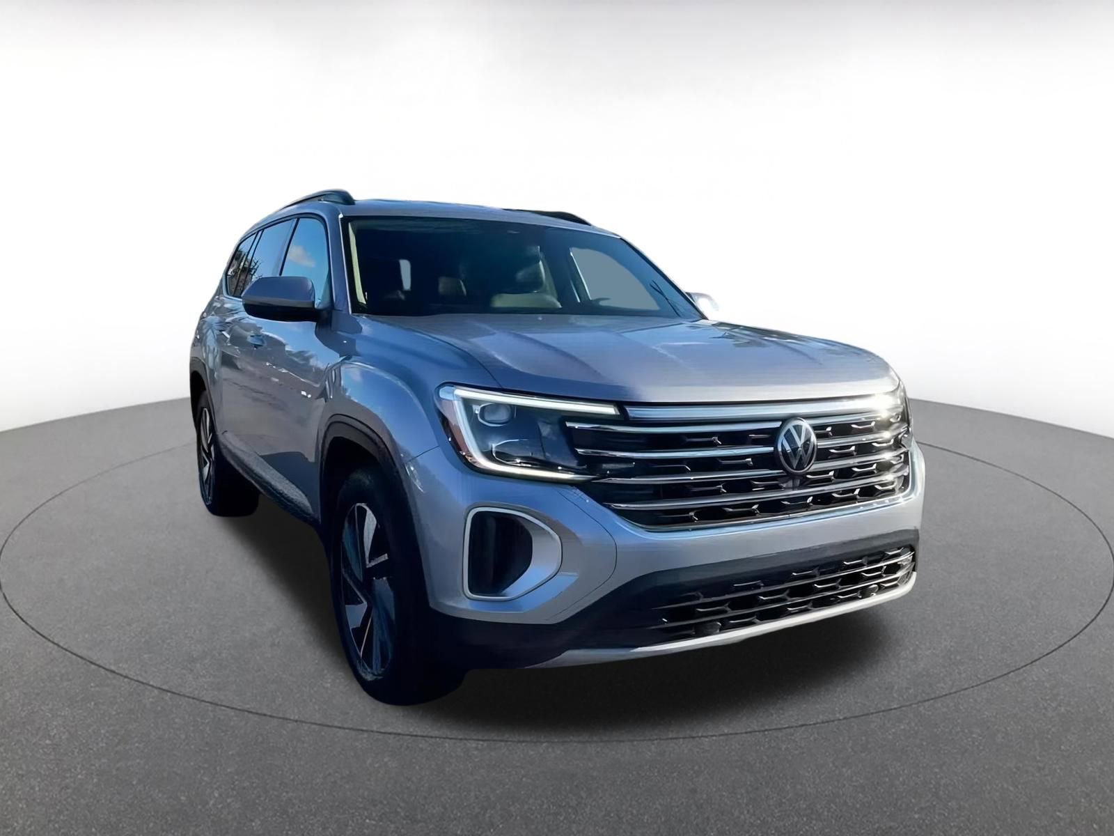 Thumbnail: 2025 Volkswagen Atlas - 3