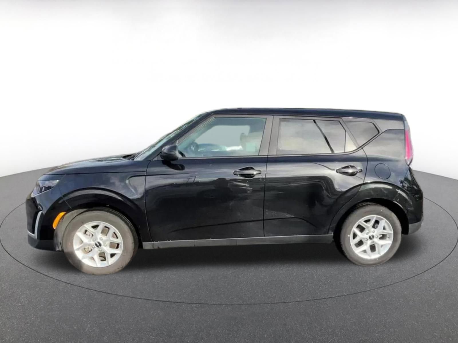 Thumbnail: 2025 Kia Soul - 9