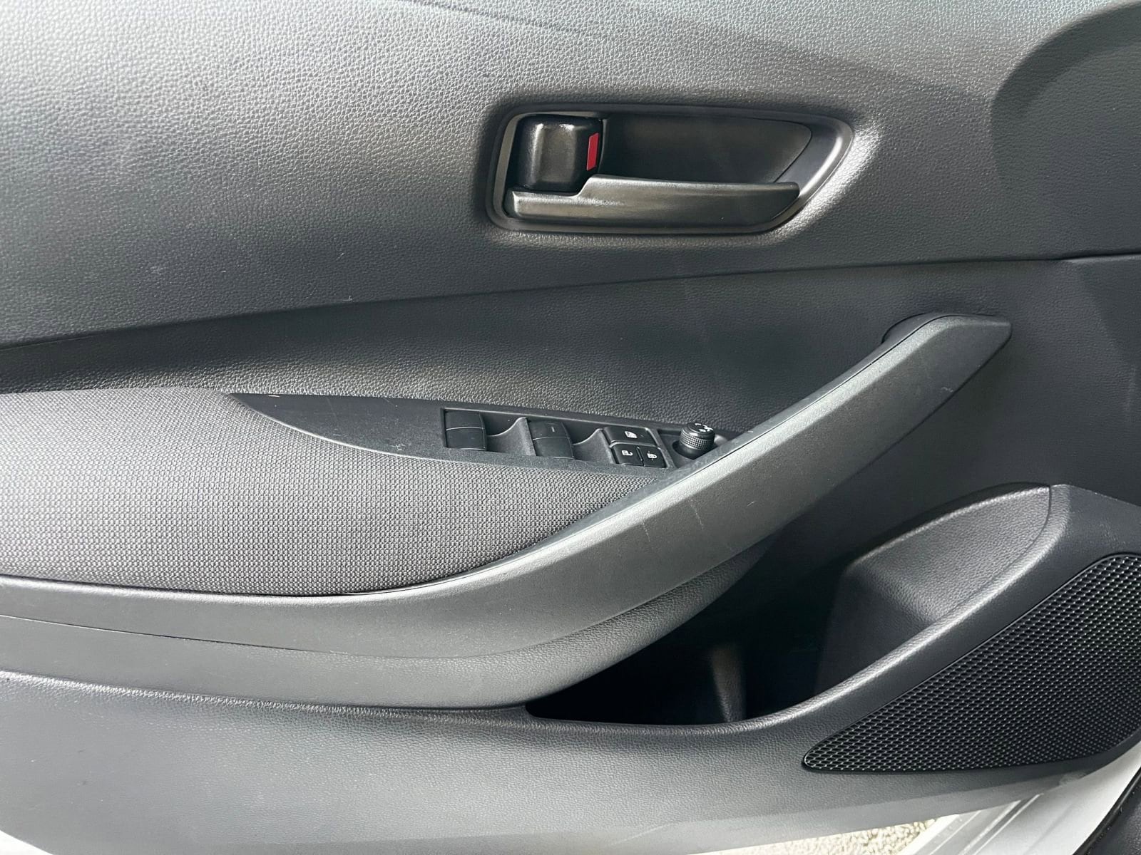 Thumbnail: 2025 Toyota Corolla - 20