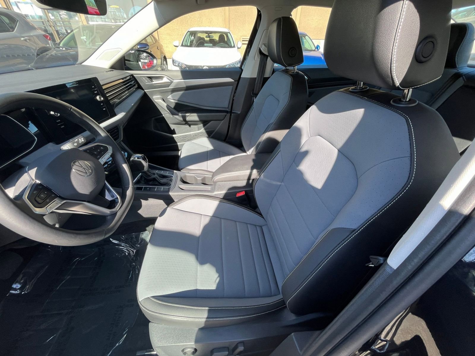 Thumbnail: 2025 Volkswagen Jetta - 27