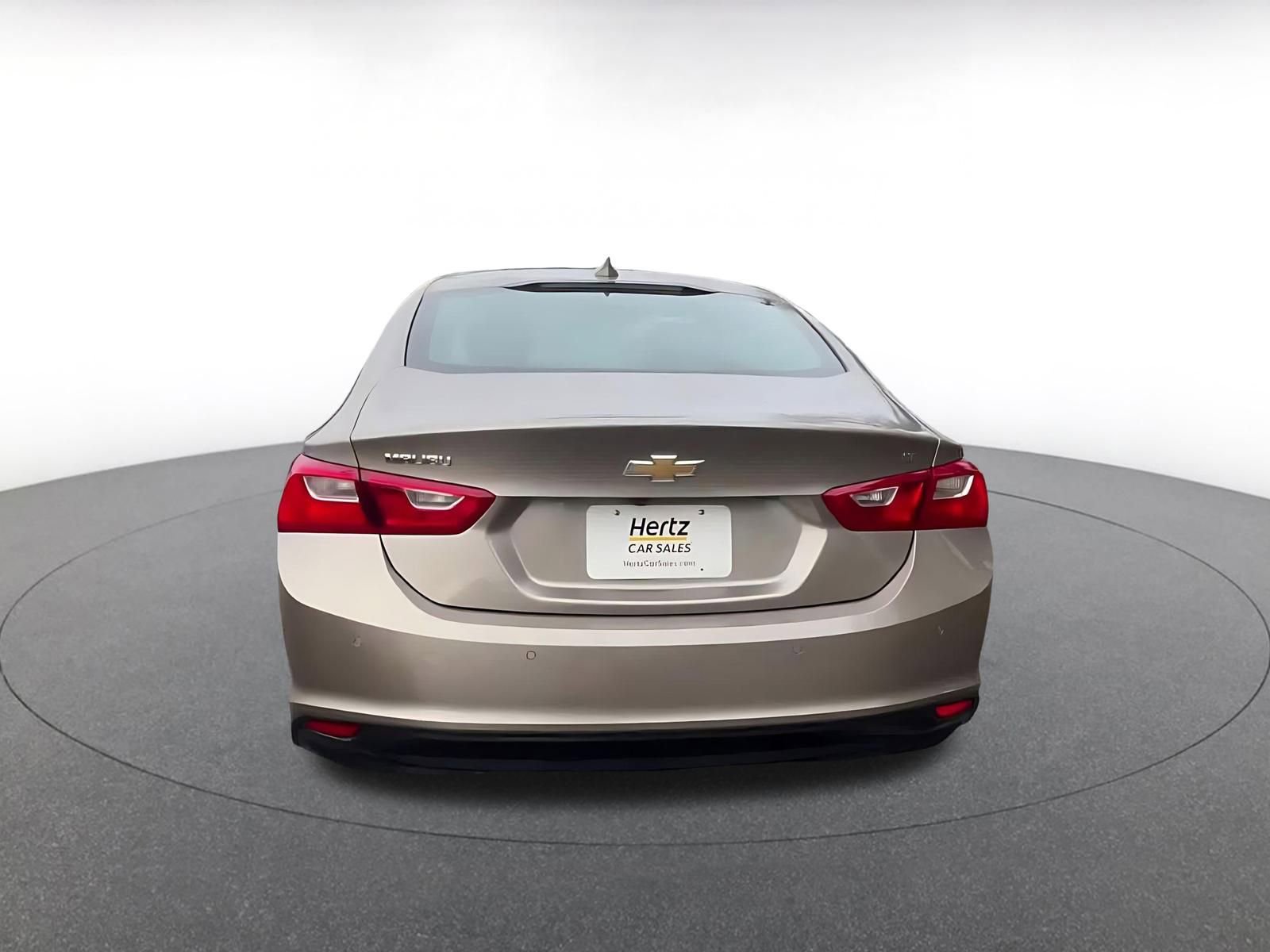 Thumbnail: 2024 Chevrolet Malibu - 12