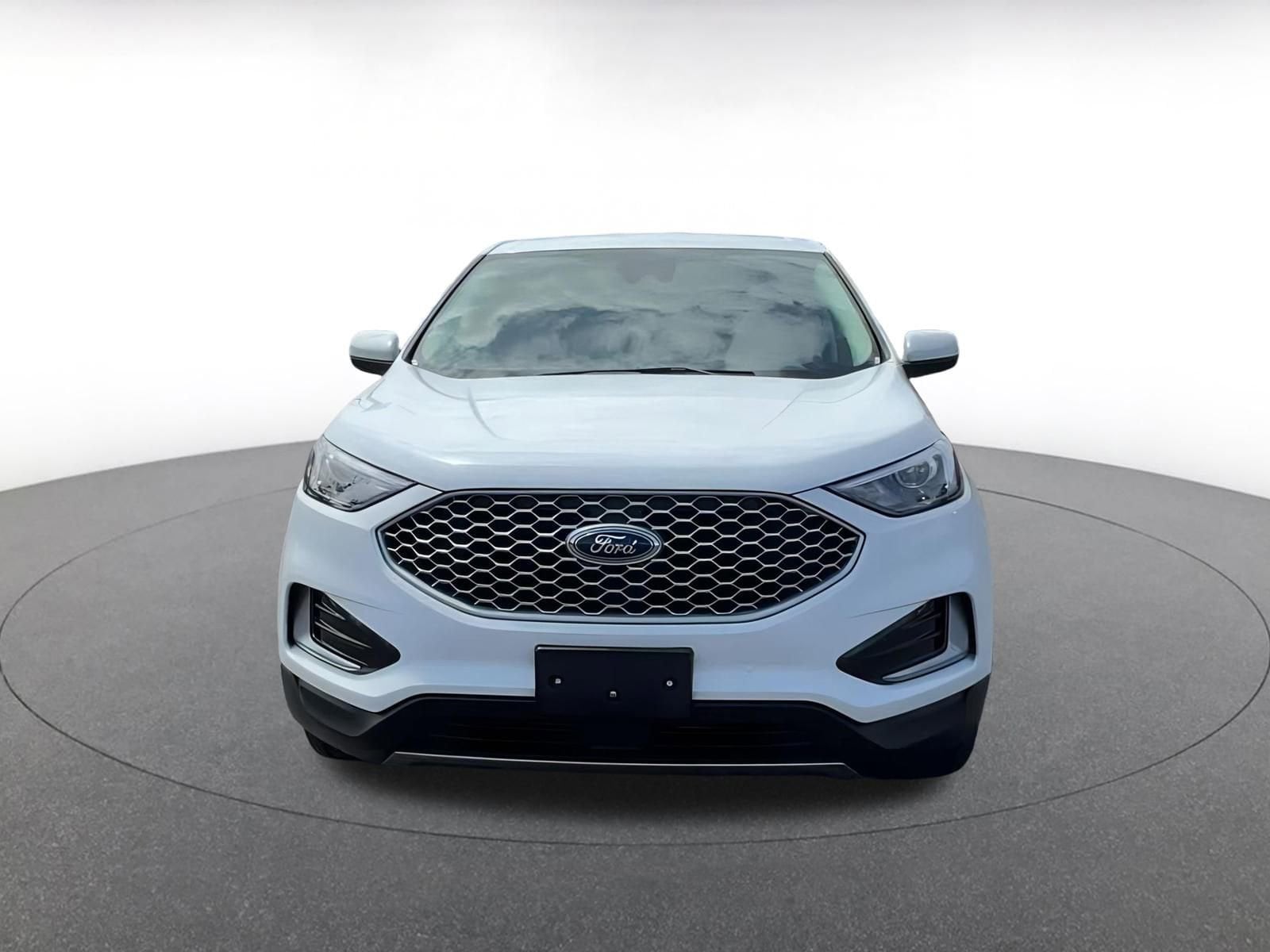 Thumbnail: 2024 Ford Edge - 5