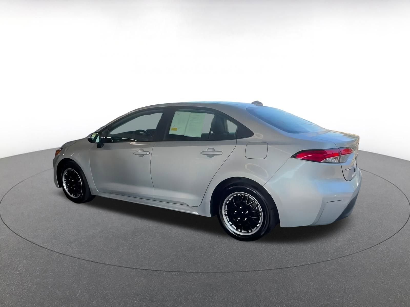 Thumbnail: 2024 Toyota Corolla - 10