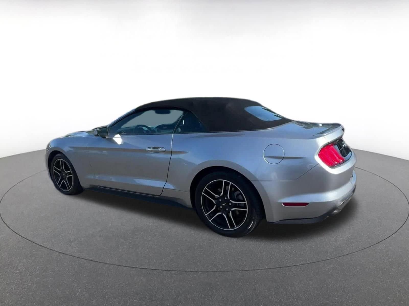 Thumbnail: 2023 Ford Mustang - 10