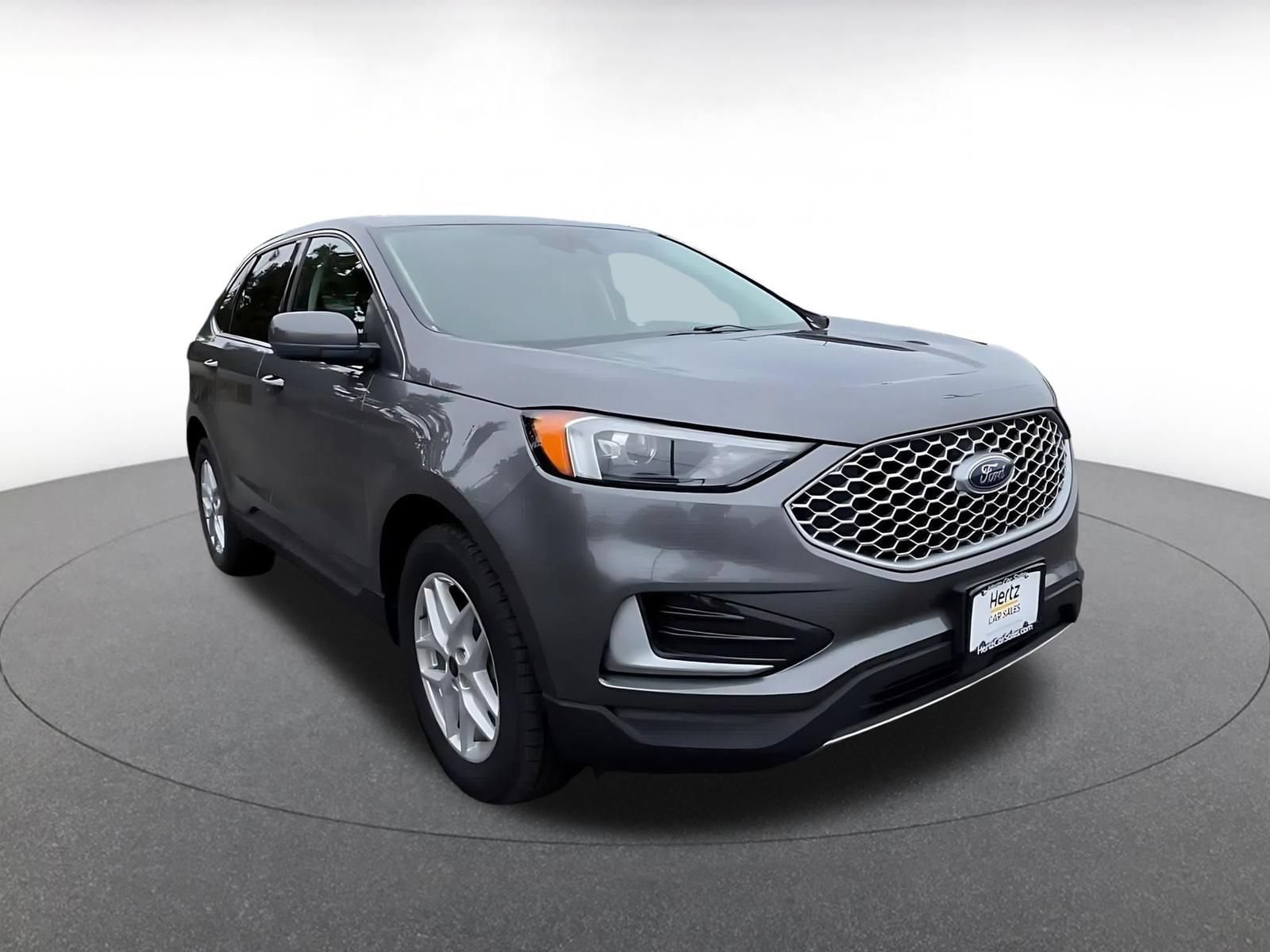 Thumbnail: 2024 Ford Edge - 3