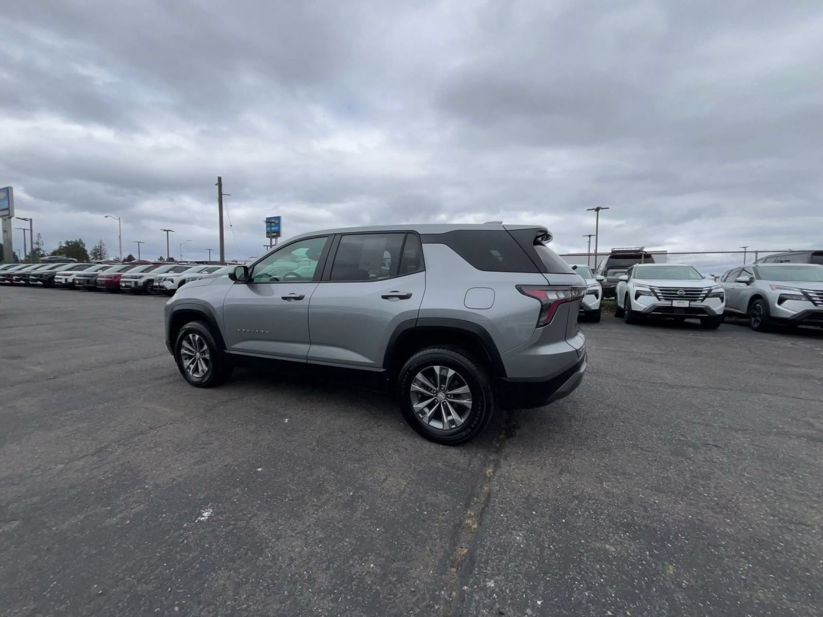Thumbnail: 2025 Chevrolet Equinox - 9