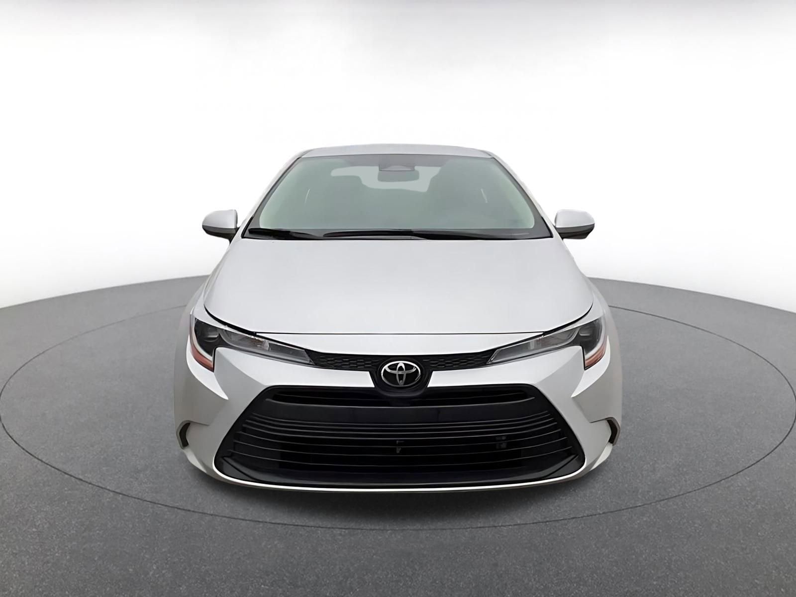 Thumbnail: 2025 Toyota Corolla - 4