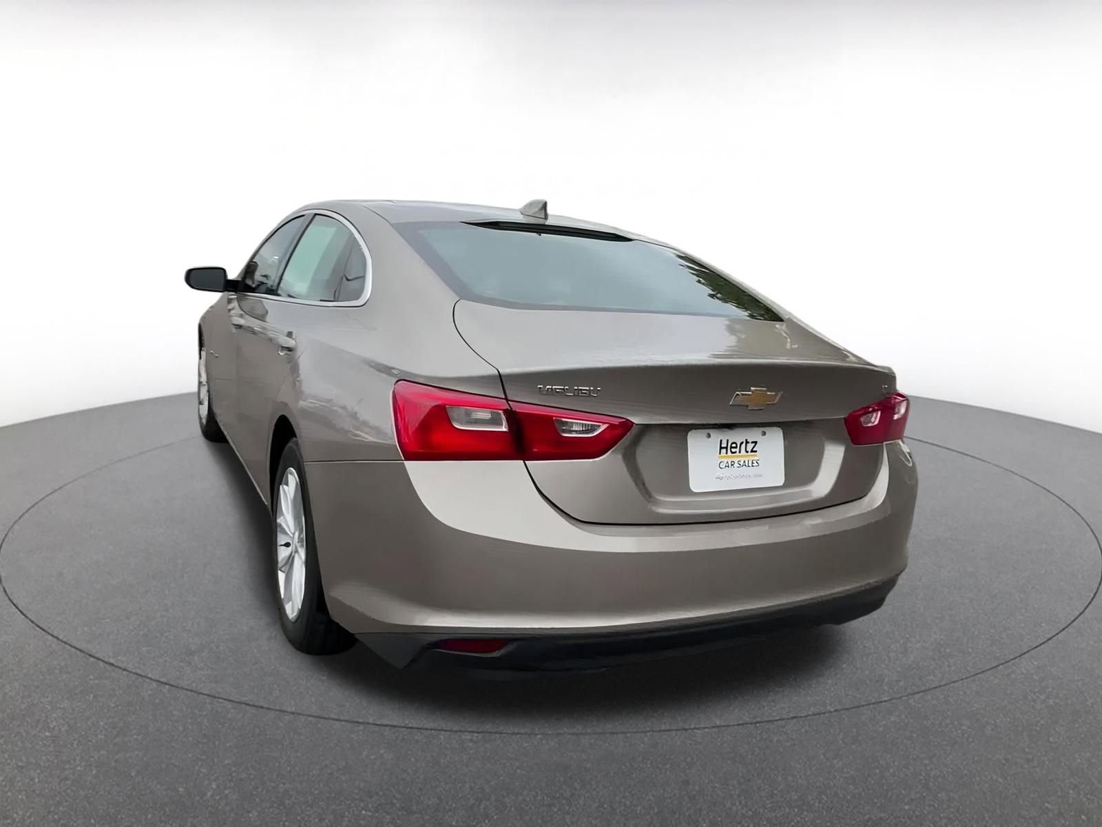Thumbnail: 2023 Chevrolet Malibu - 11