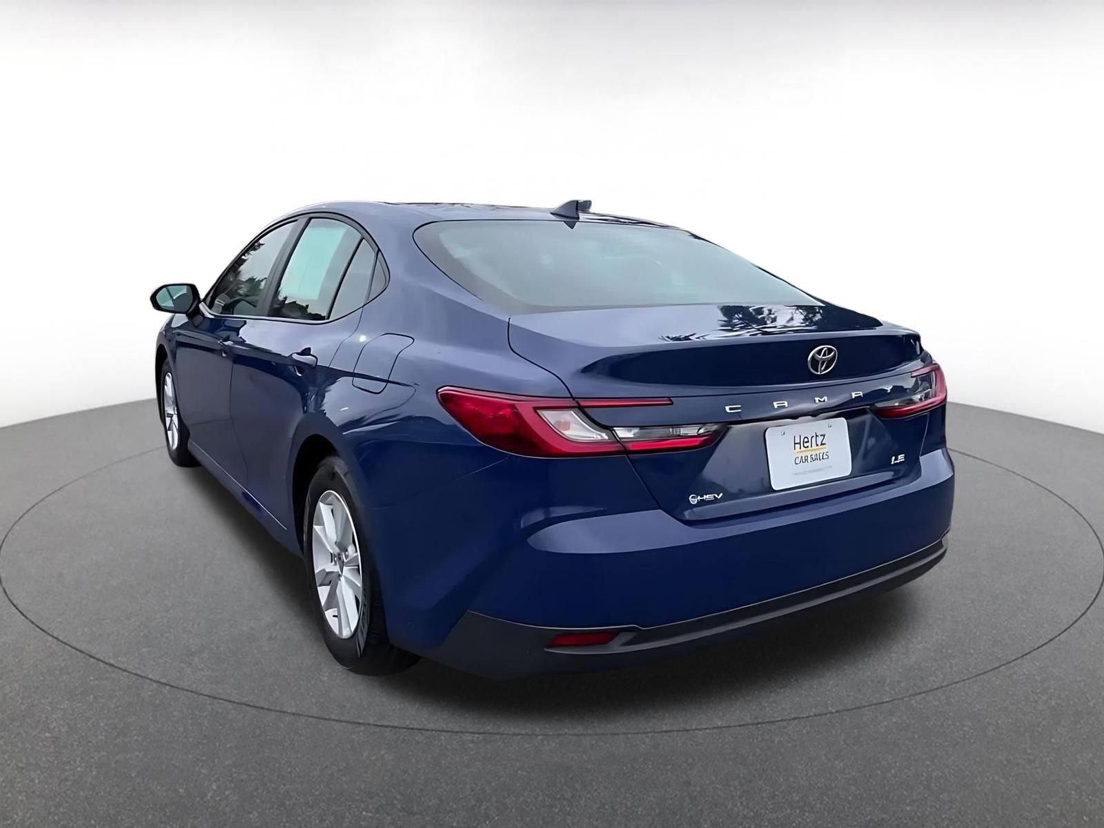 Thumbnail: 2025 Toyota Camry - 11