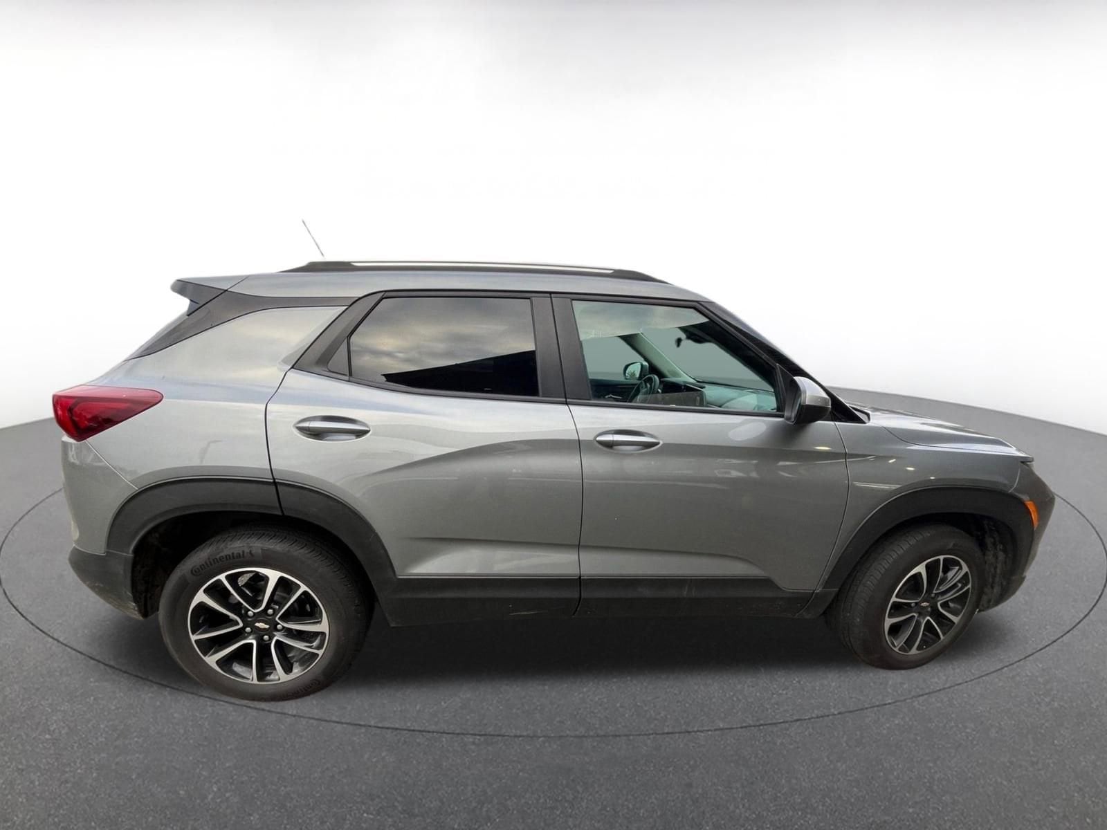 Thumbnail: 2025 Chevrolet TrailBlazer - 8