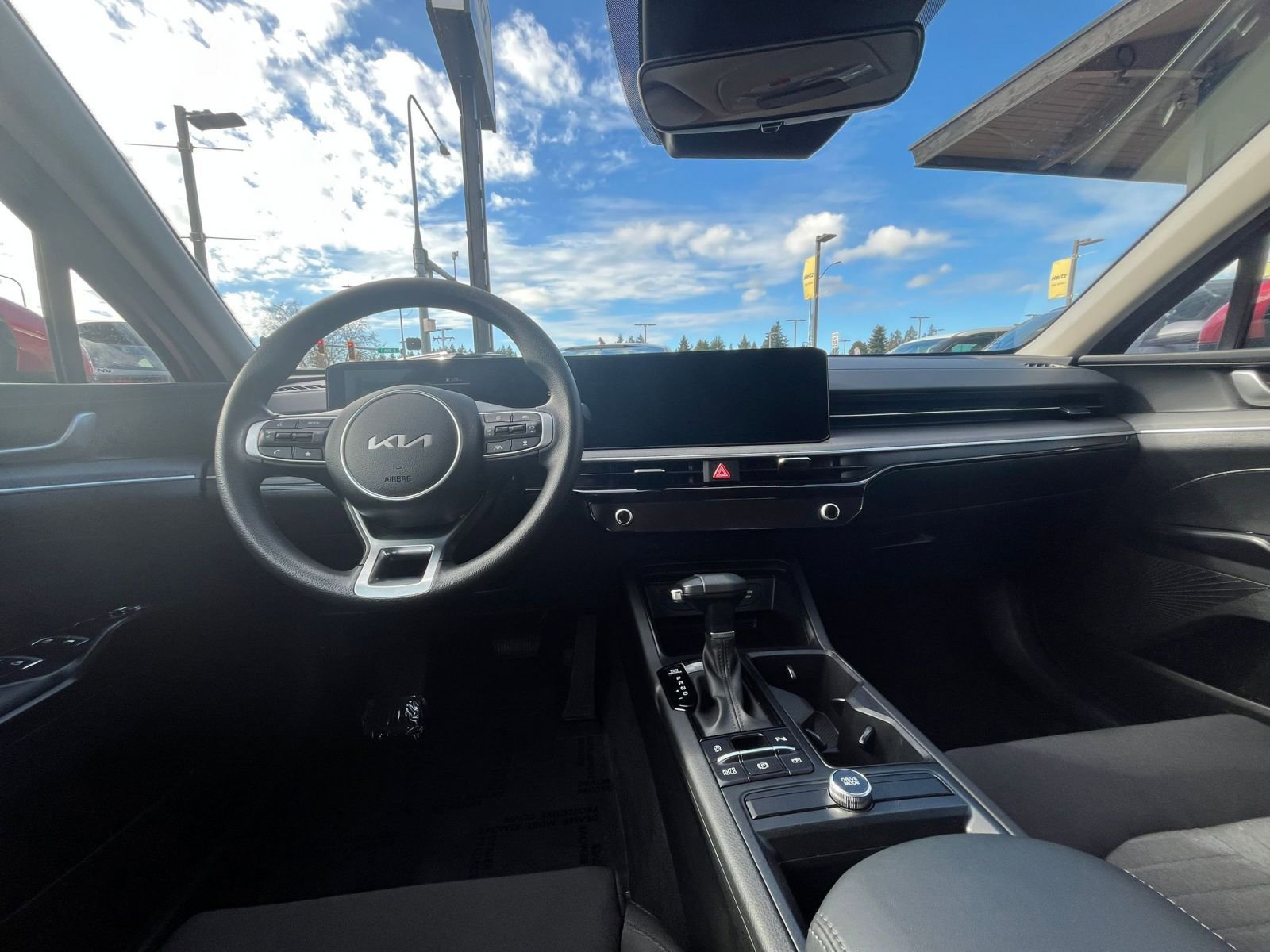 Thumbnail: 2025 Kia K5 - 34