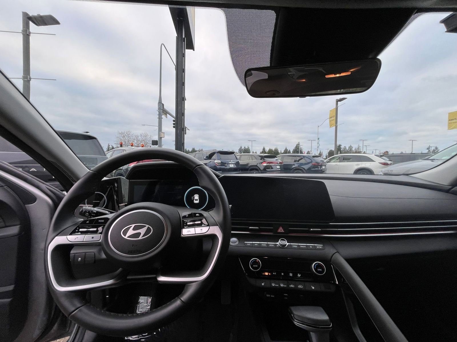 Thumbnail: 2025 Hyundai Elantra - 34