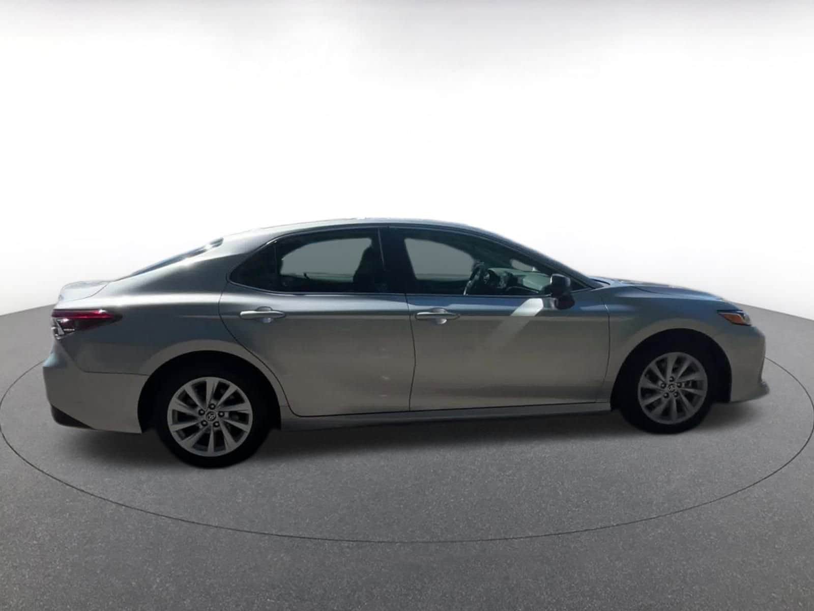 Thumbnail: 2024 Toyota Camry - 16
