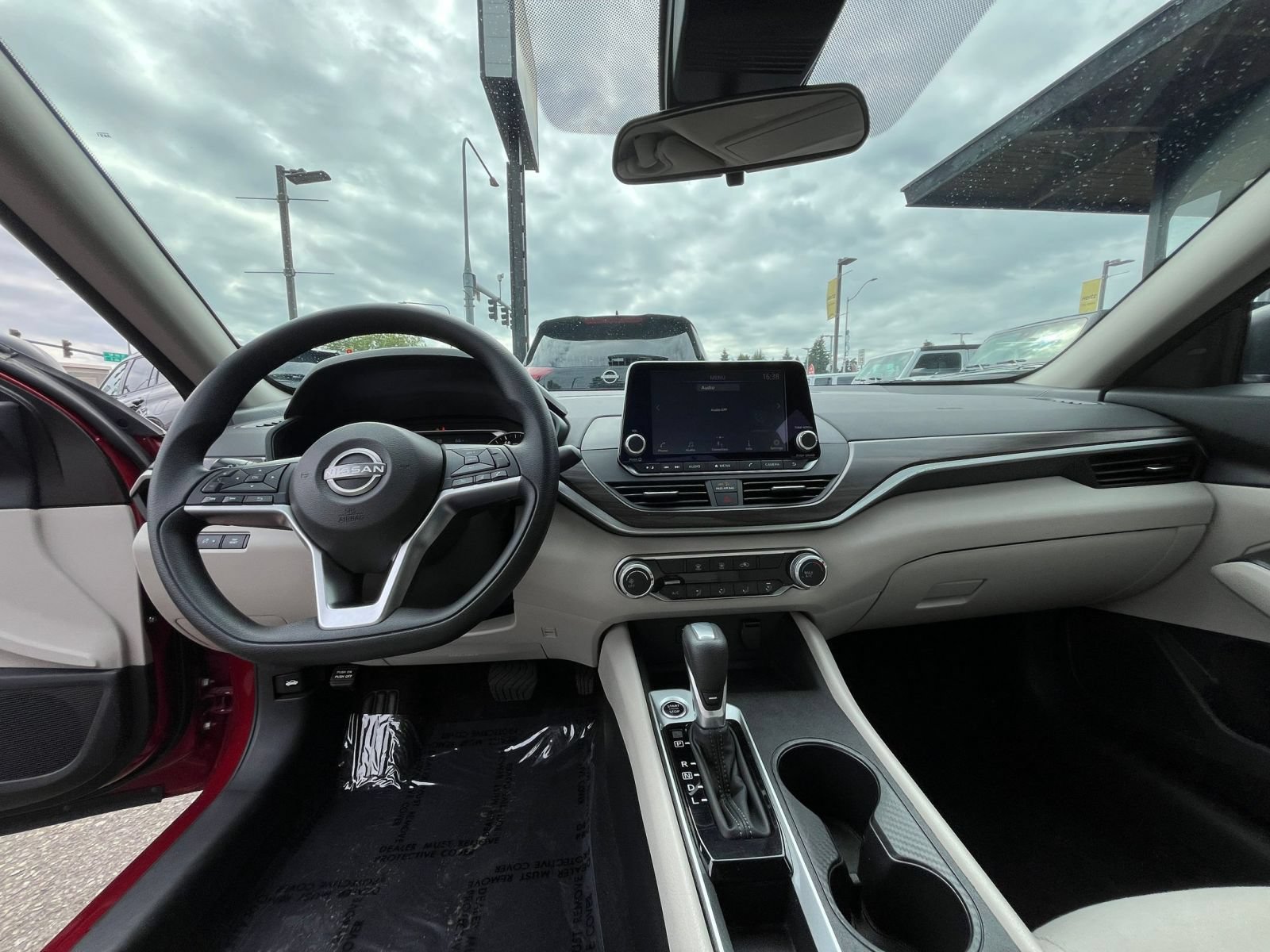 Thumbnail: 2025 Nissan Altima - 29