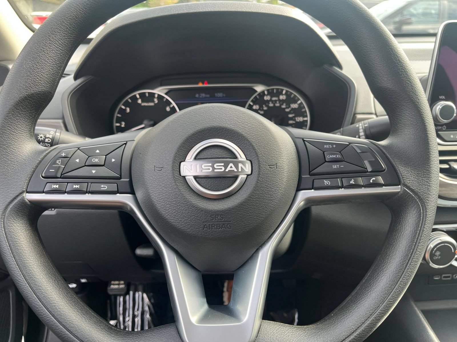 Thumbnail: 2025 Nissan Altima - 28