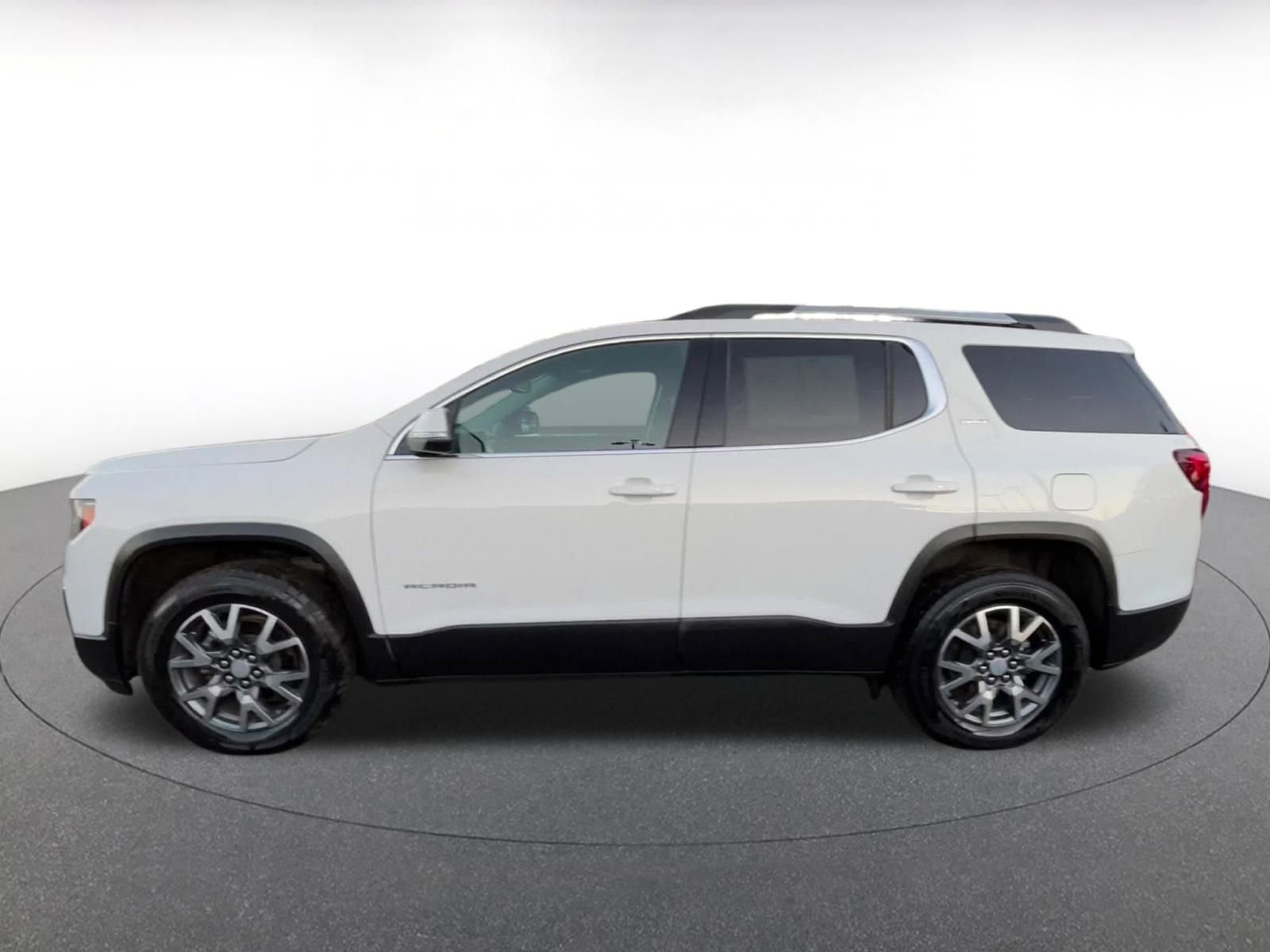 Thumbnail: 2023 GMC Acadia - 9