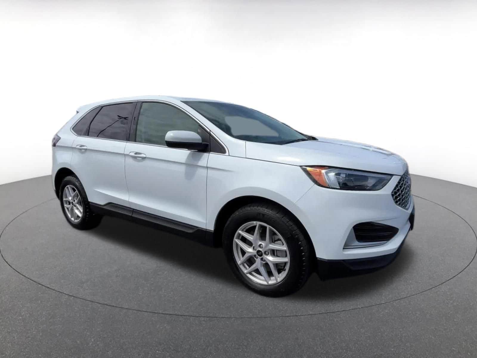 Thumbnail: 2024 Ford Edge - 2