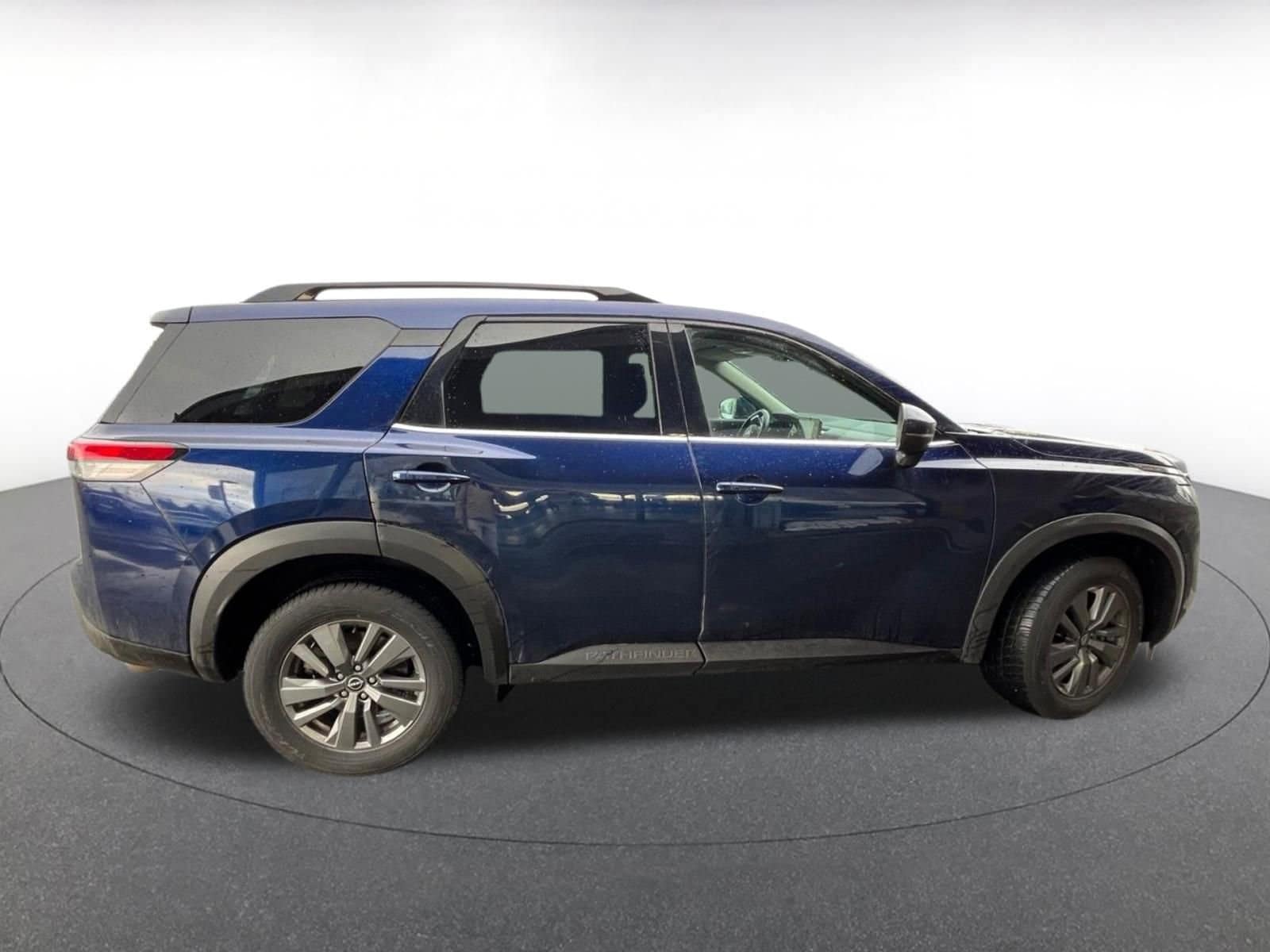 Thumbnail: 2025 Nissan Pathfinder - 8