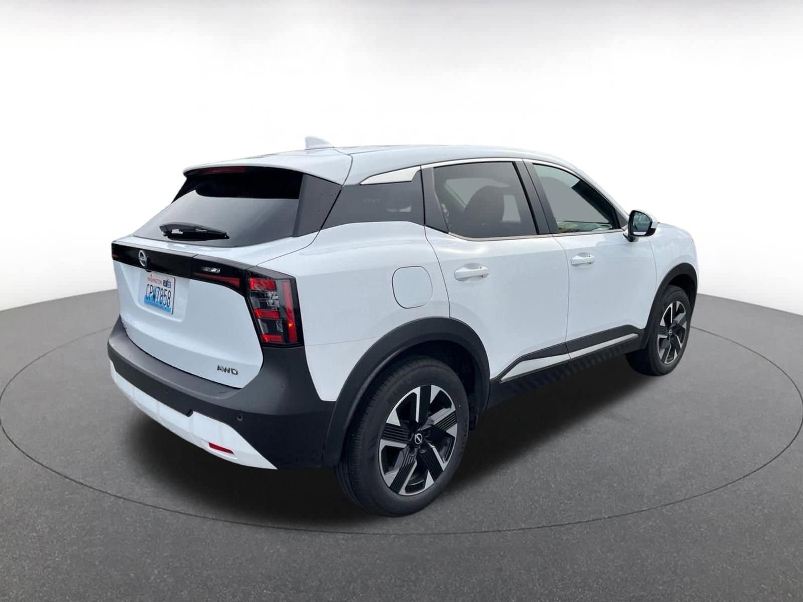 Thumbnail: 2025 Nissan Kicks - 7