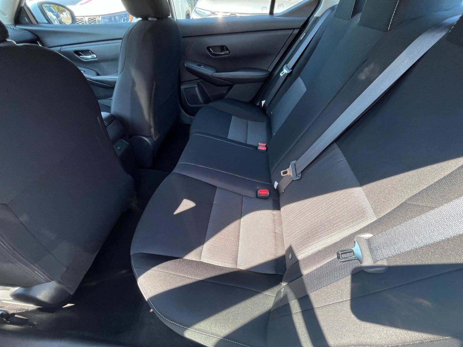 2025 Nissan Sentra SV - Photo 25