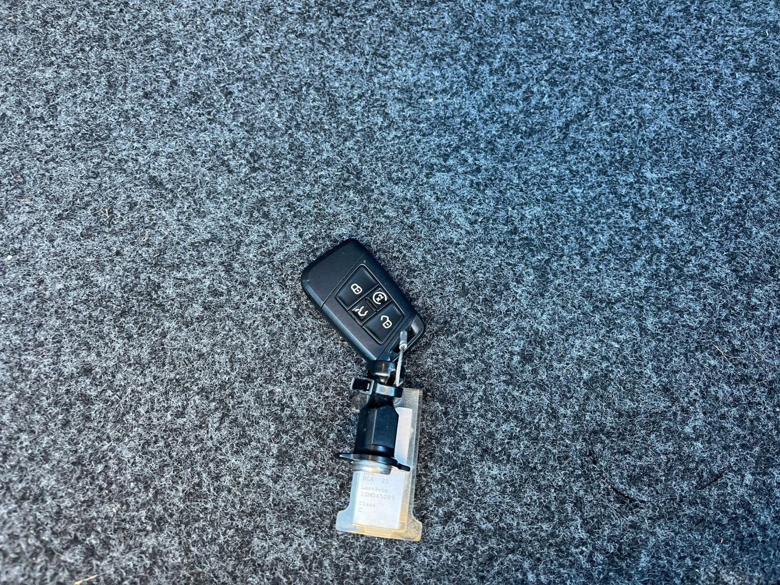 Thumbnail: 2025 Volkswagen Jetta - 21