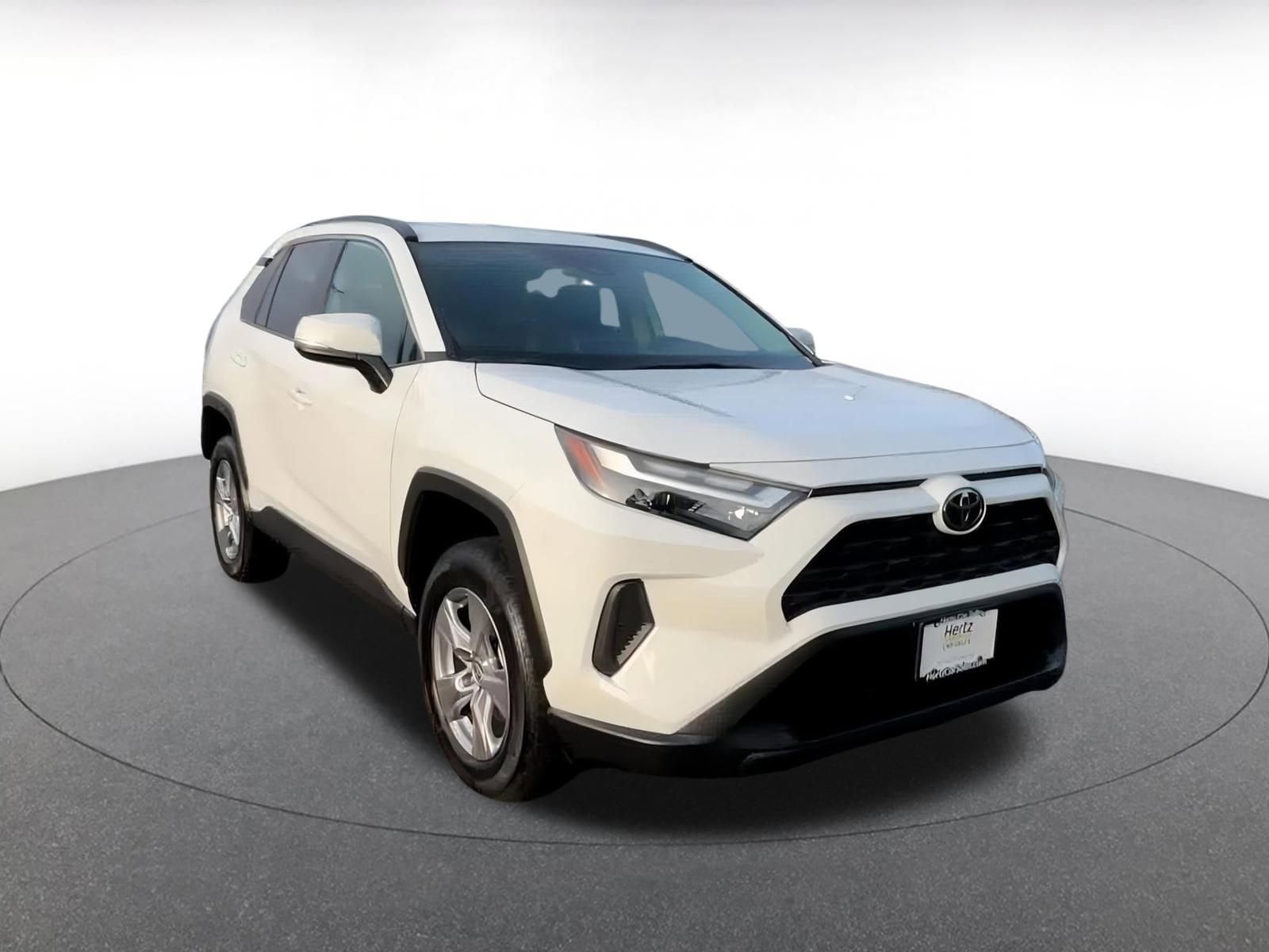 Thumbnail: 2025 Toyota RAV4 - 3