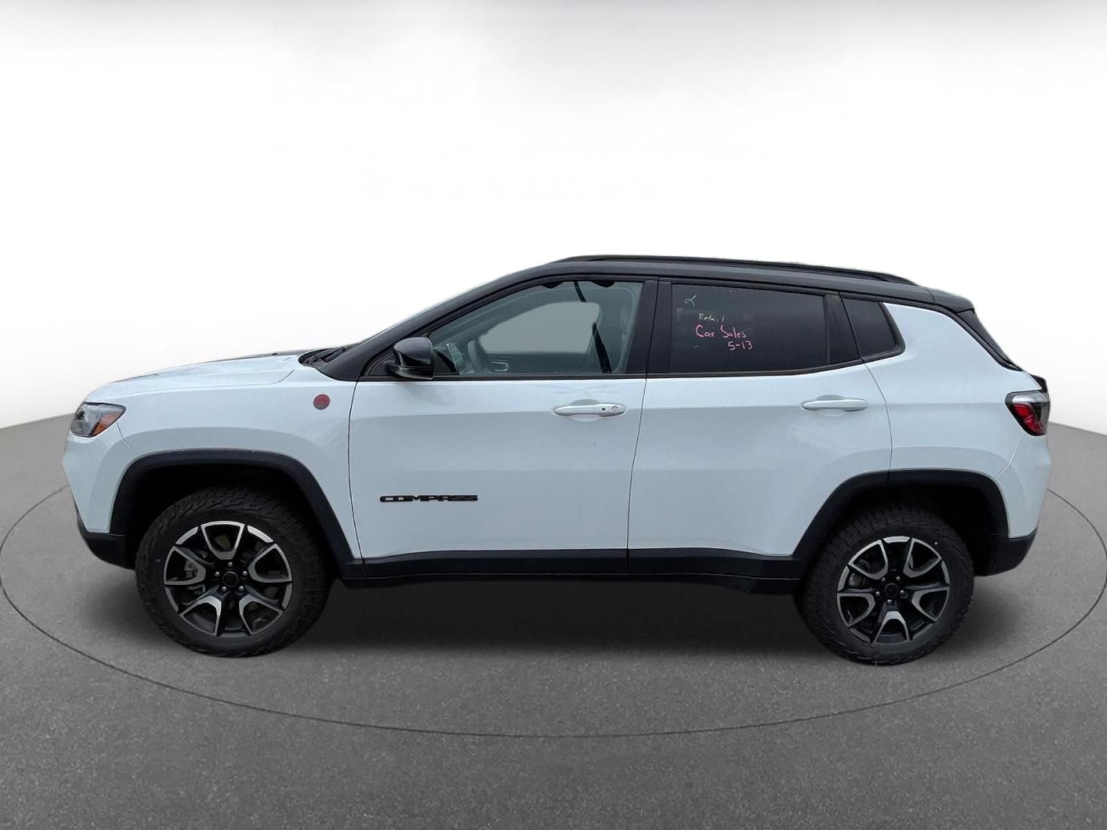 Thumbnail: 2025 Jeep Compass - 8